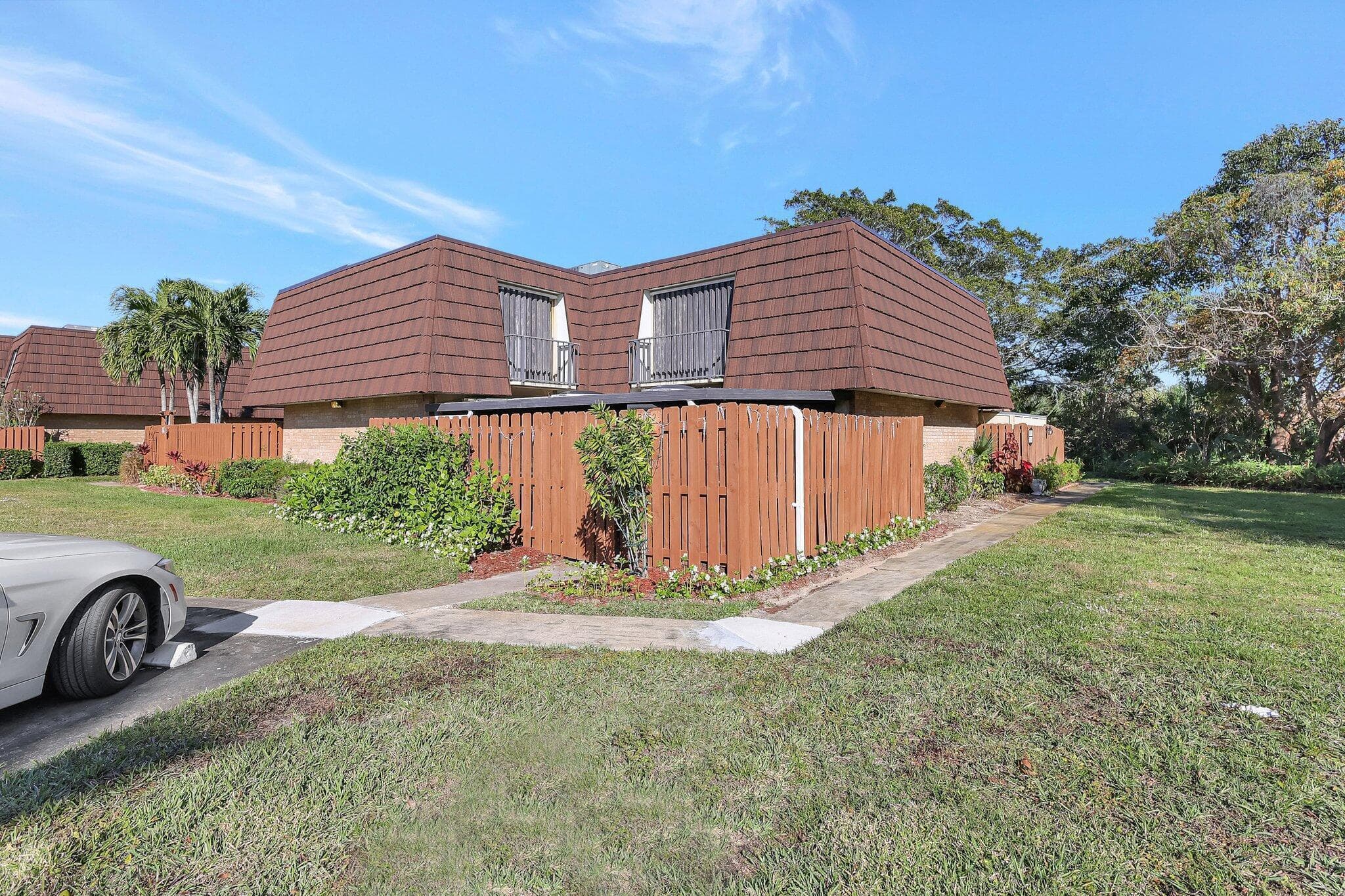 5852 SE Riverboat Drive 321, Stuart, FL 34997 — photo