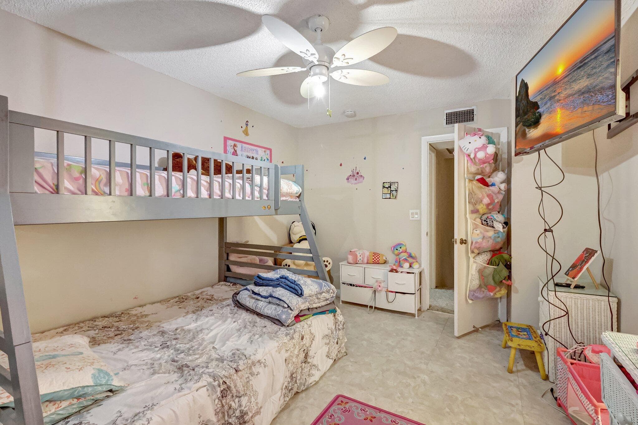 5852 SE Riverboat Drive 321, Stuart, FL 34997 — photo 18 of 33