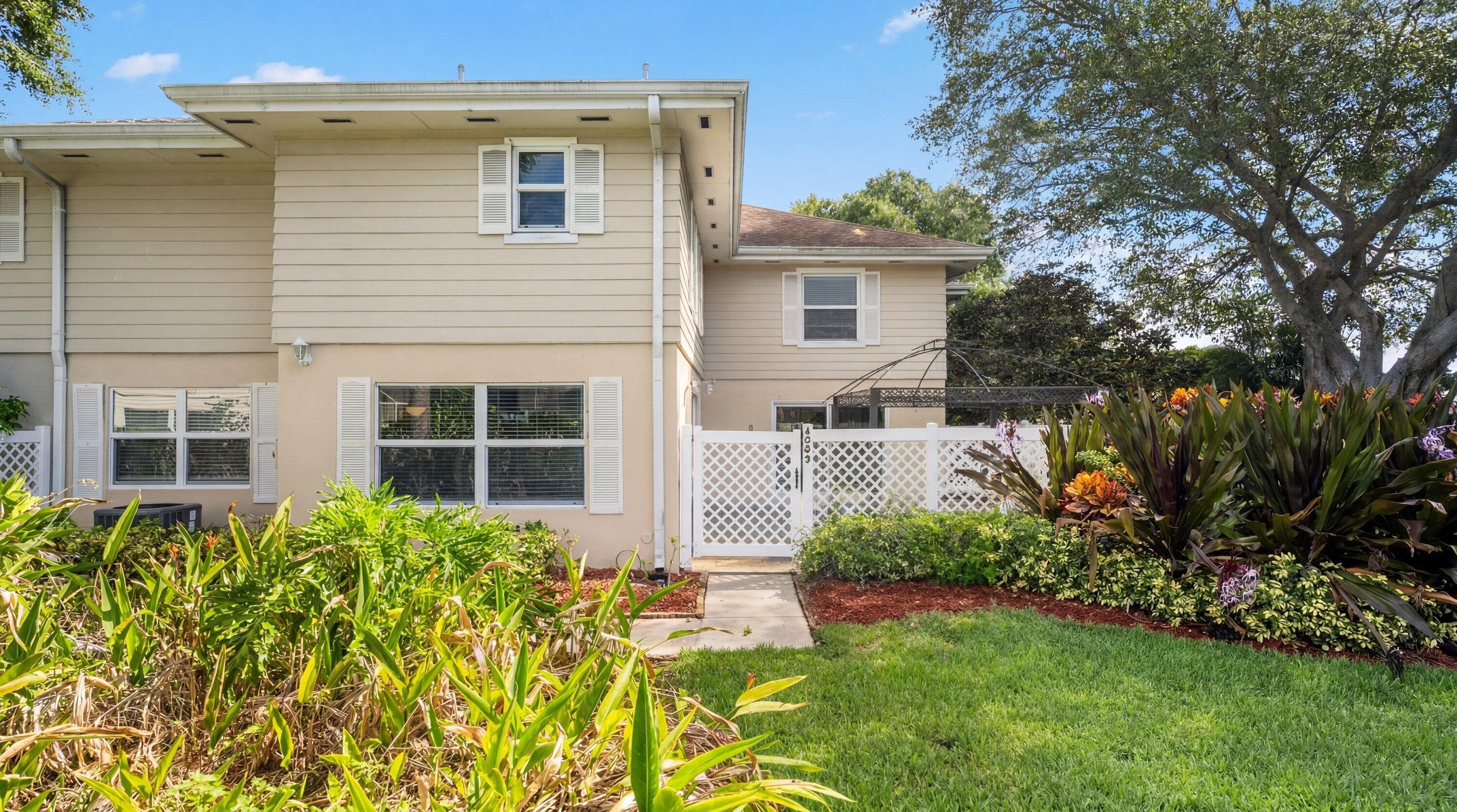 6203 Wheatley Court, Boynton Beach, FL 33436 — photo 2 of 27