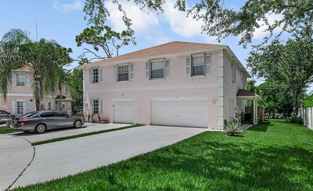 149 Baldwin Boulevard, Greenacres, FL 33463 — photo 3 of 37