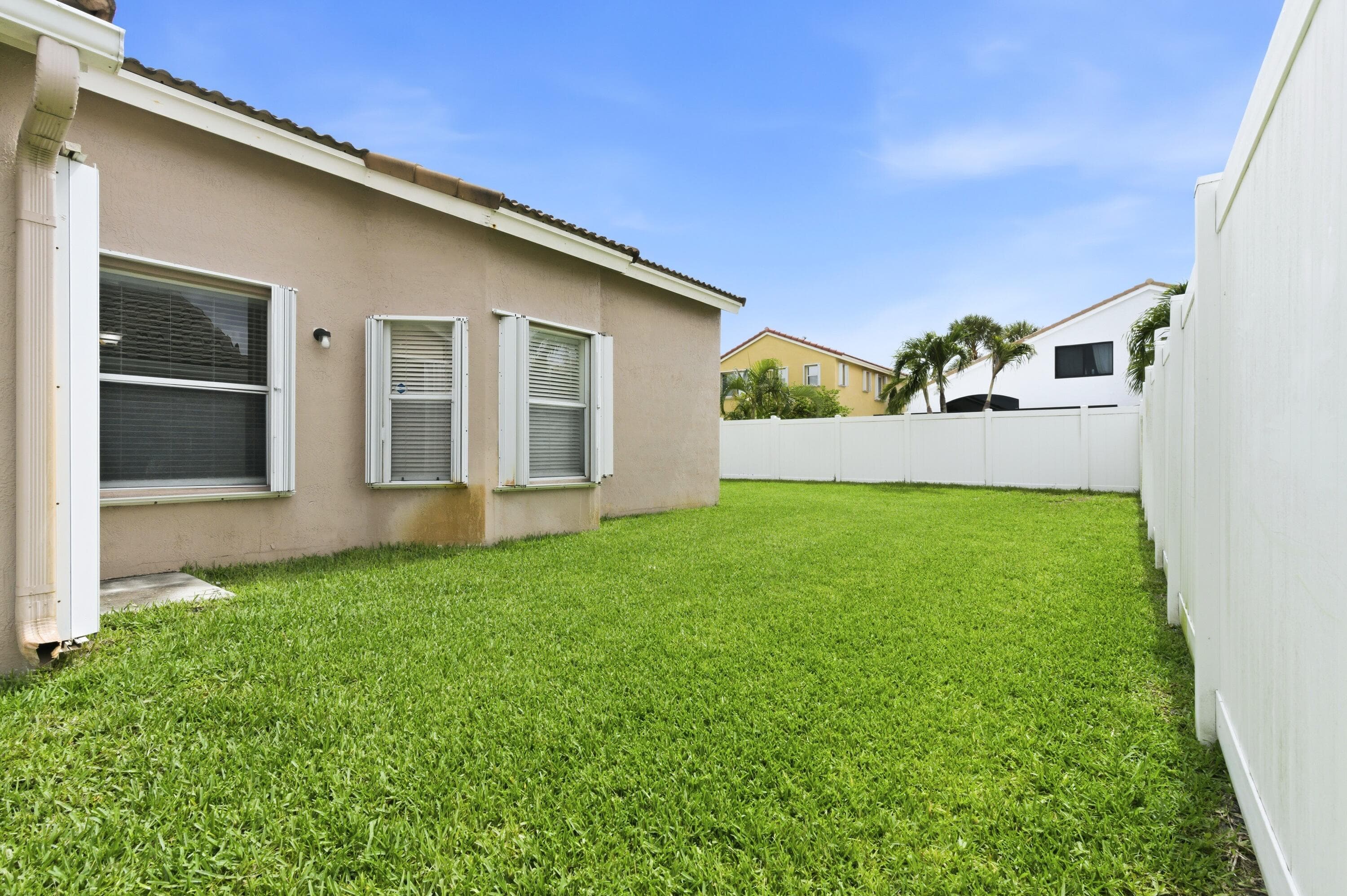 5317 Oakmont Village Circle, Lake Worth, FL 33463 — photo 20 of 43