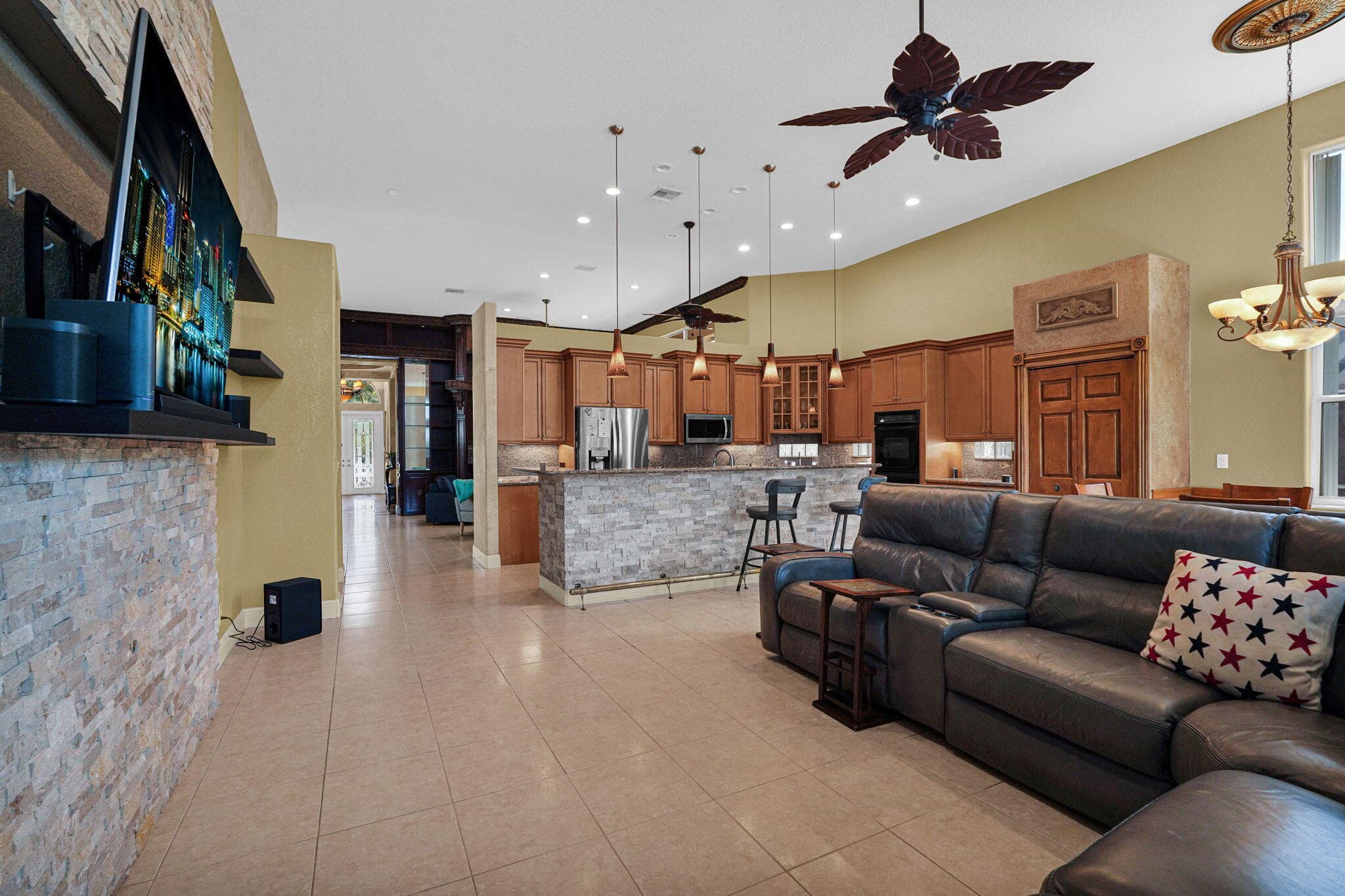 12461 NW 63rd Street, Coral Springs, FL 33076 — photo 3 of 45
