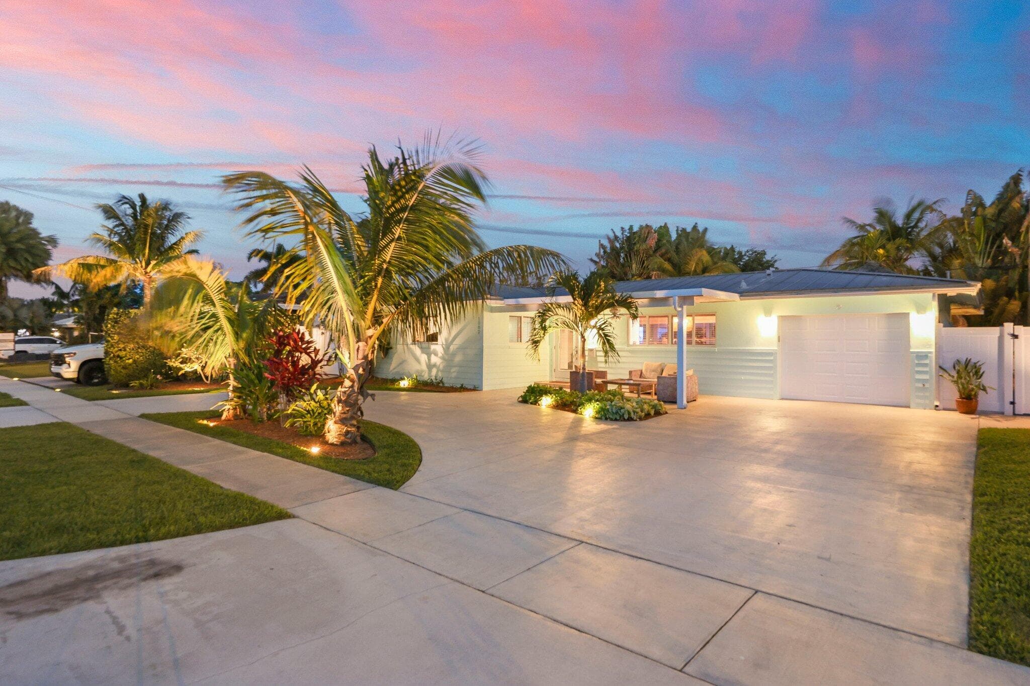 1082 SW 3rd Street, Boca Raton, FL 33486 — photo 2 of 61