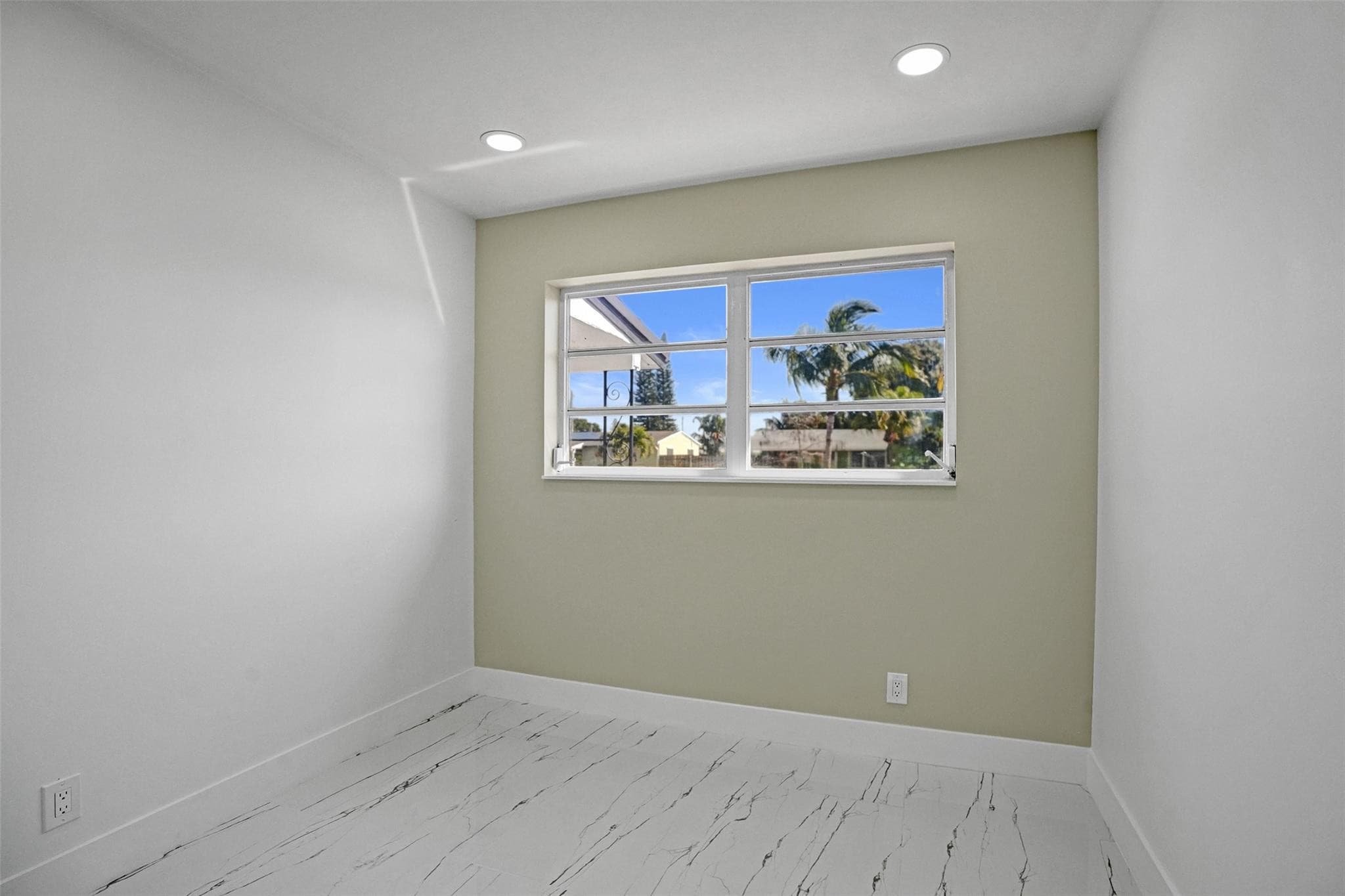 1437 SW 1st Avenue, Deerfield Beach, FL 33441 — photo 19 of 25