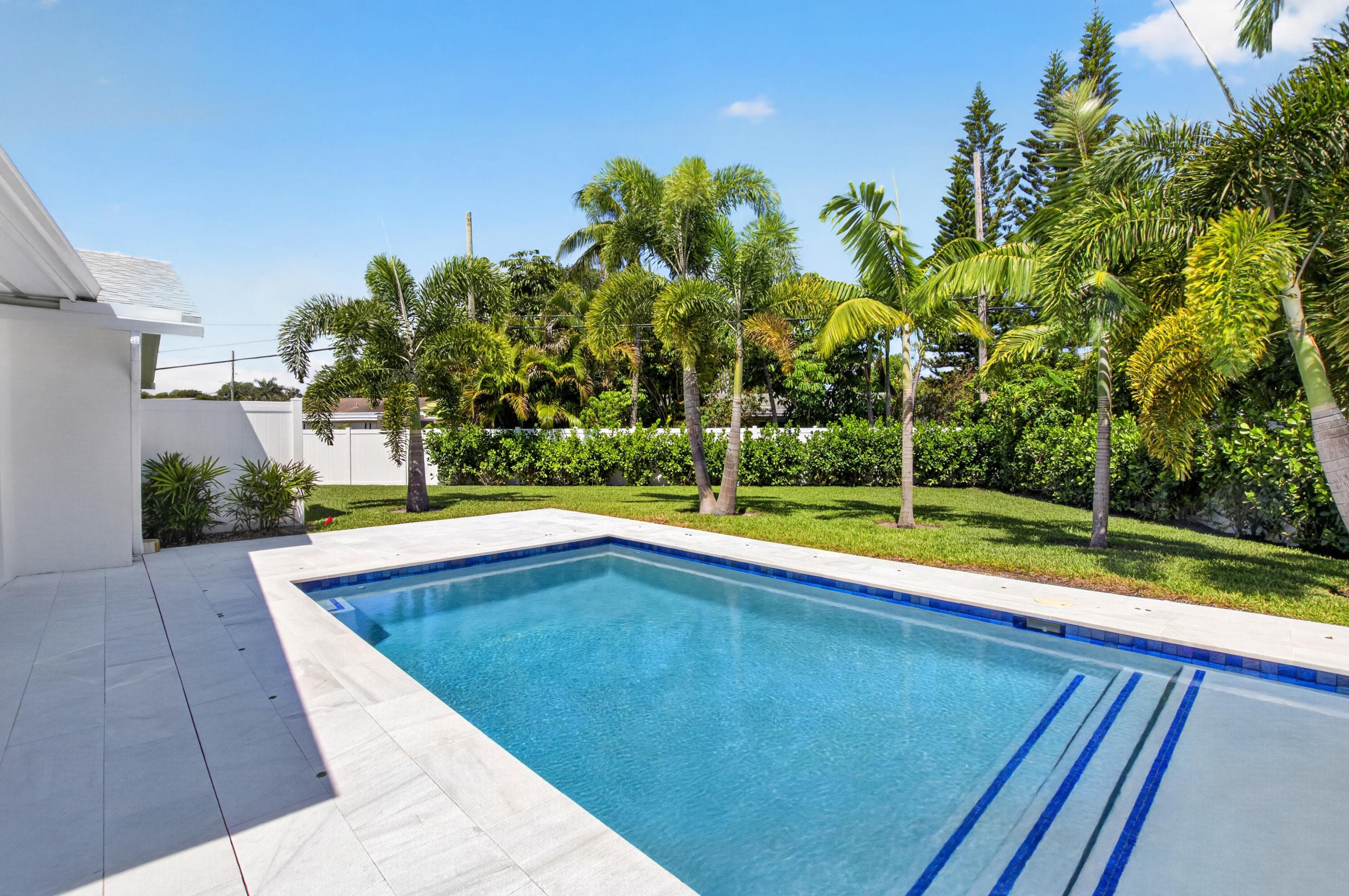 135 SE 28th Court, Boynton Beach, FL 33435 — photo 5 of 80
