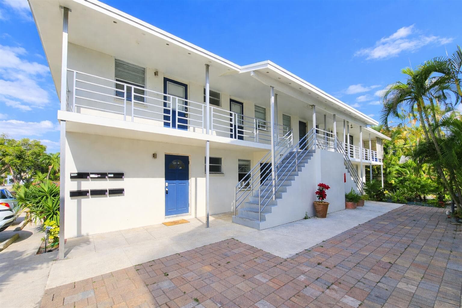 331 Walton Boulevard 5, West Palm Beach, FL 33405 — photo 1 of 6
