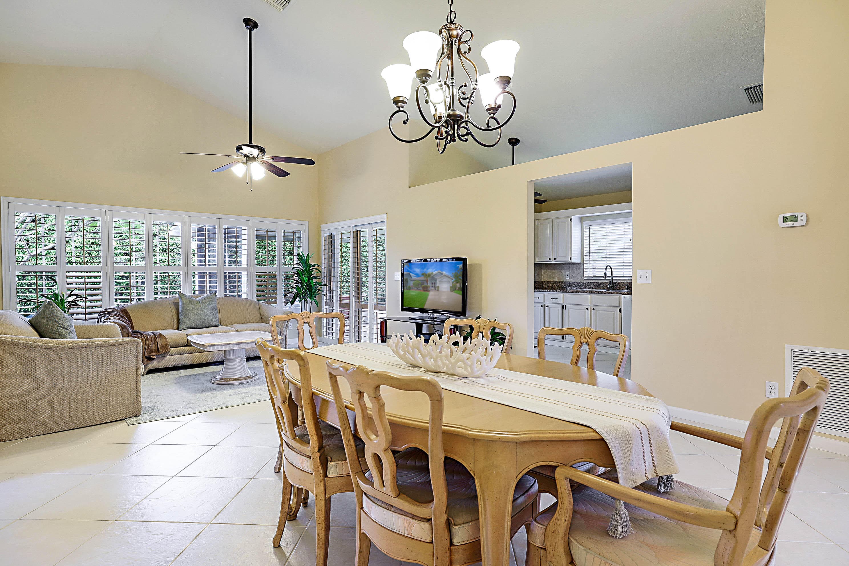 124 Adobe Circle, Jupiter, FL 33458 — photo 9 of 51