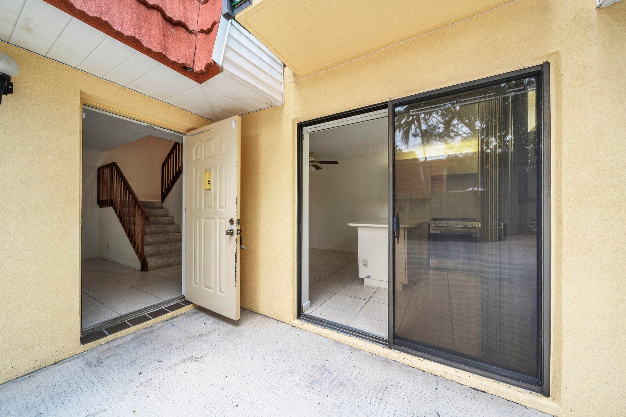 713 NW 99th Circle, Plantation, FL 33324 — photo 4 of 49