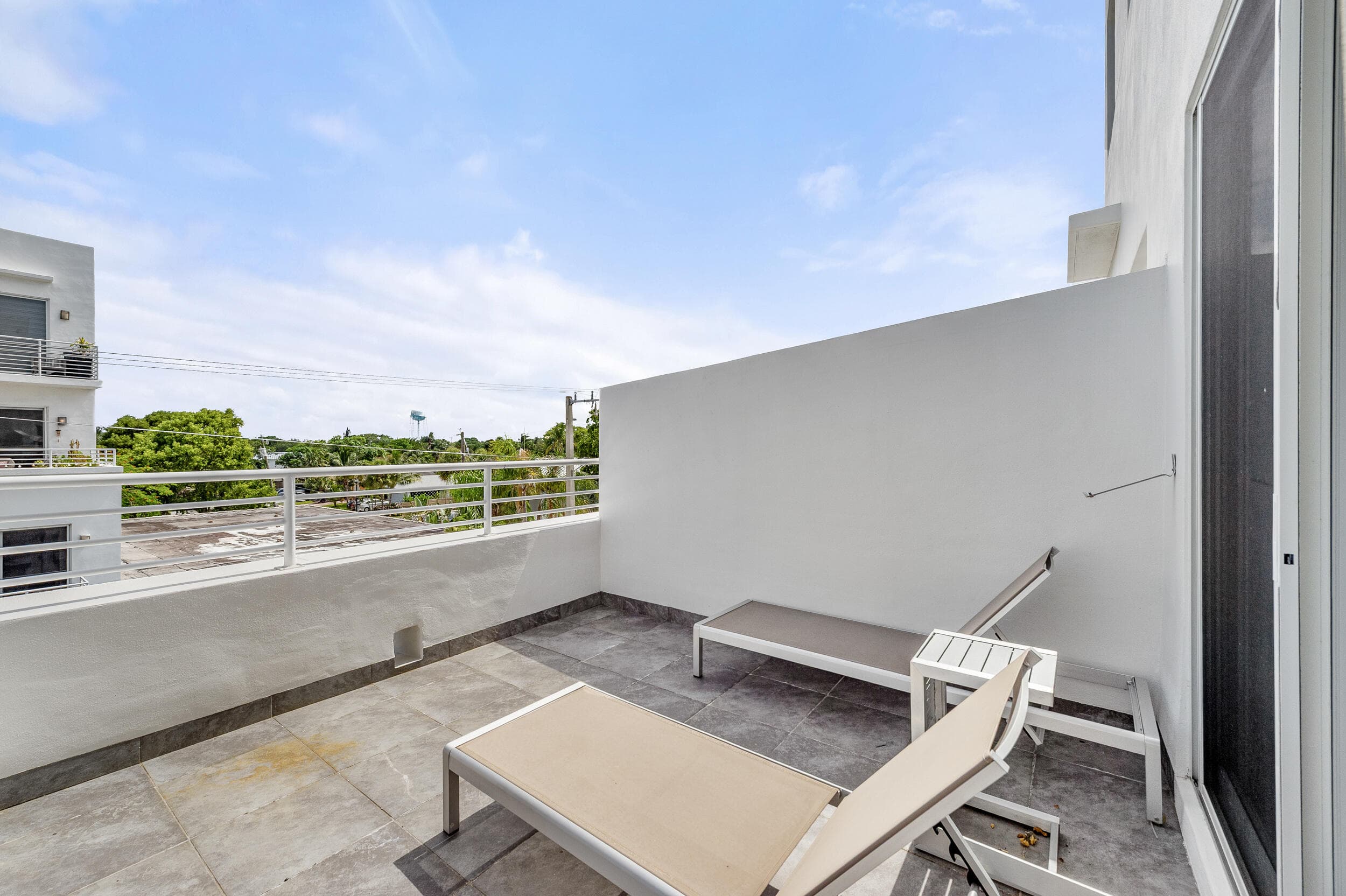 111 SE 2nd Street 302, Delray Beach, FL 33444 — photo 10 of 30