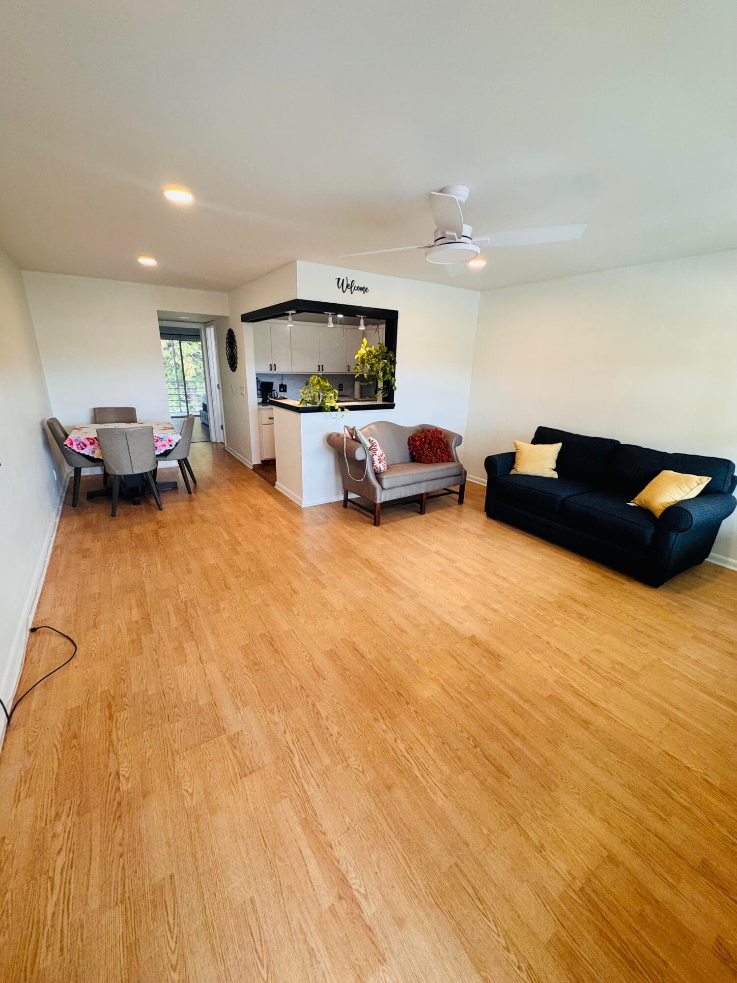 16 Windsor A, West Palm Beach, FL 33417 — photo 3 of 11