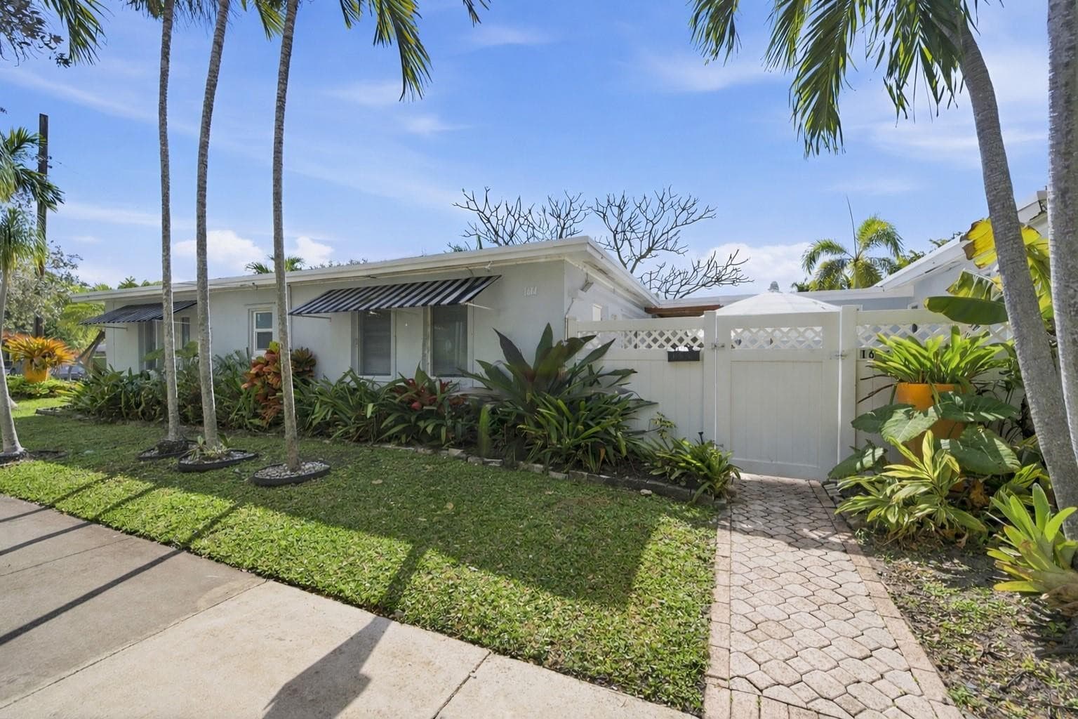 1614 NE 7th Street, Fort Lauderdale, FL 33304 — photo 1 of 18