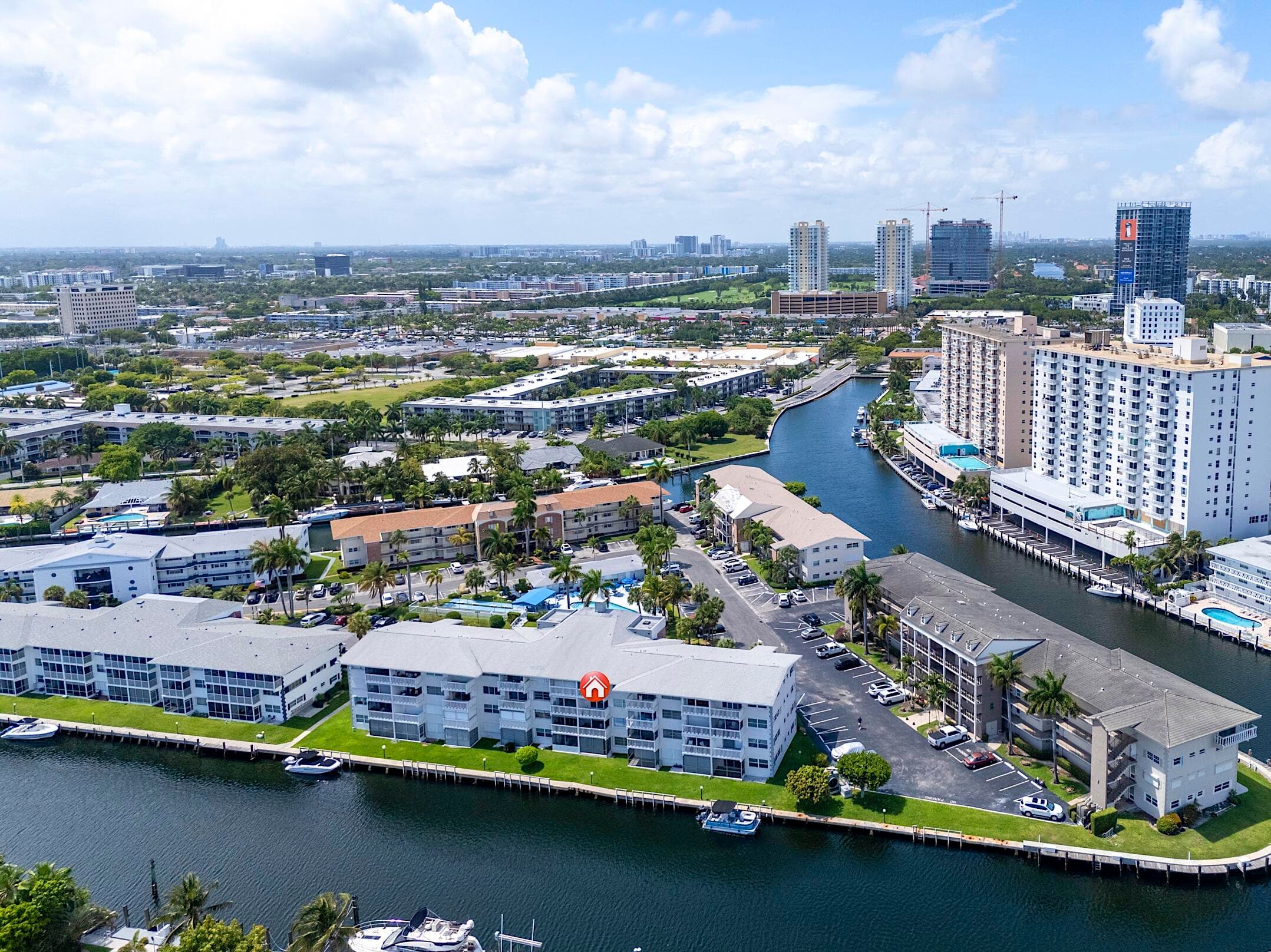 455 Paradise Isle Boulevard 404, Hallandale Beach, FL 33009 — photo 9 of 55