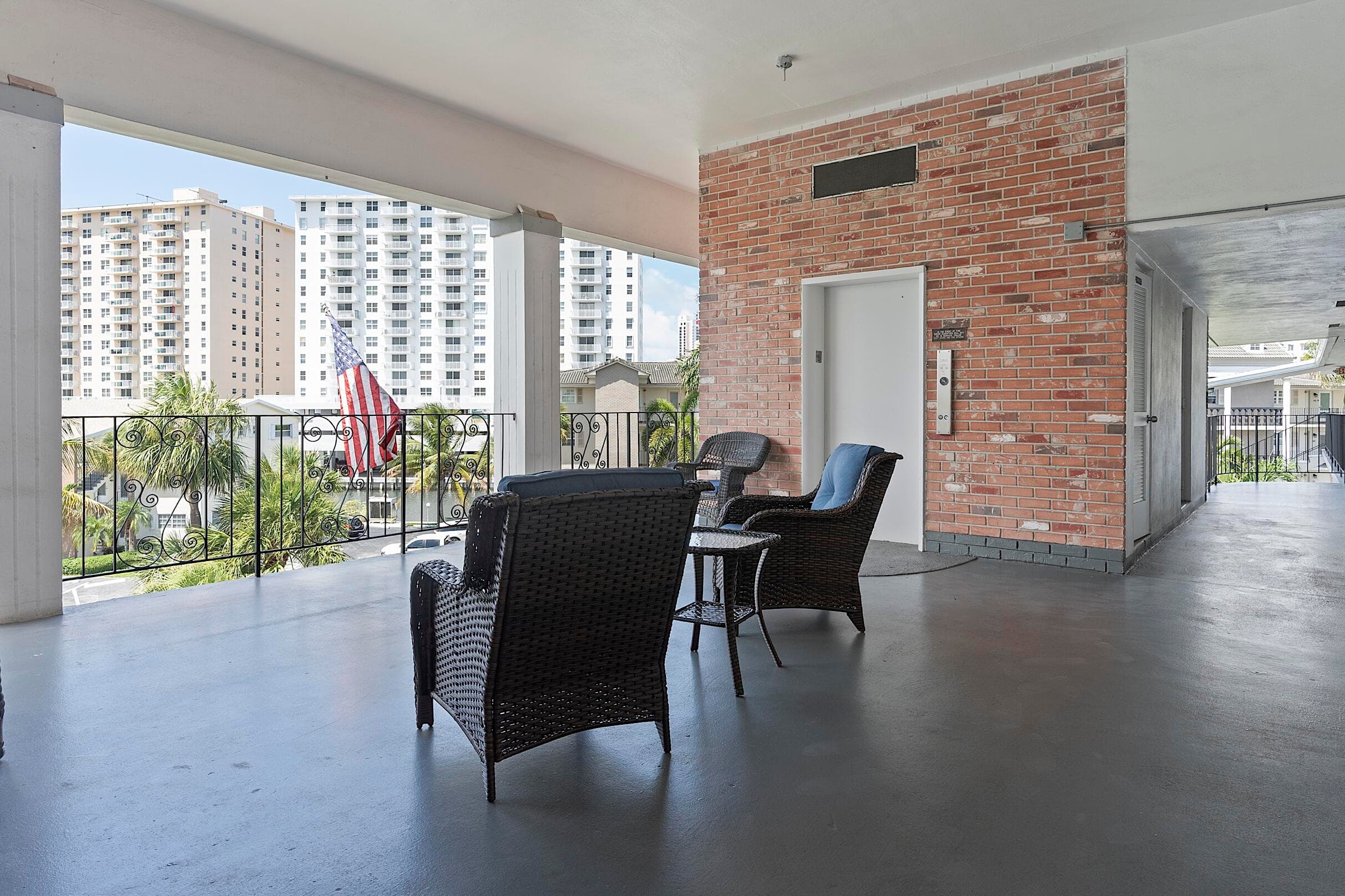 455 Paradise Isle Boulevard 404, Hallandale Beach, FL 33009 — photo 48 of 55