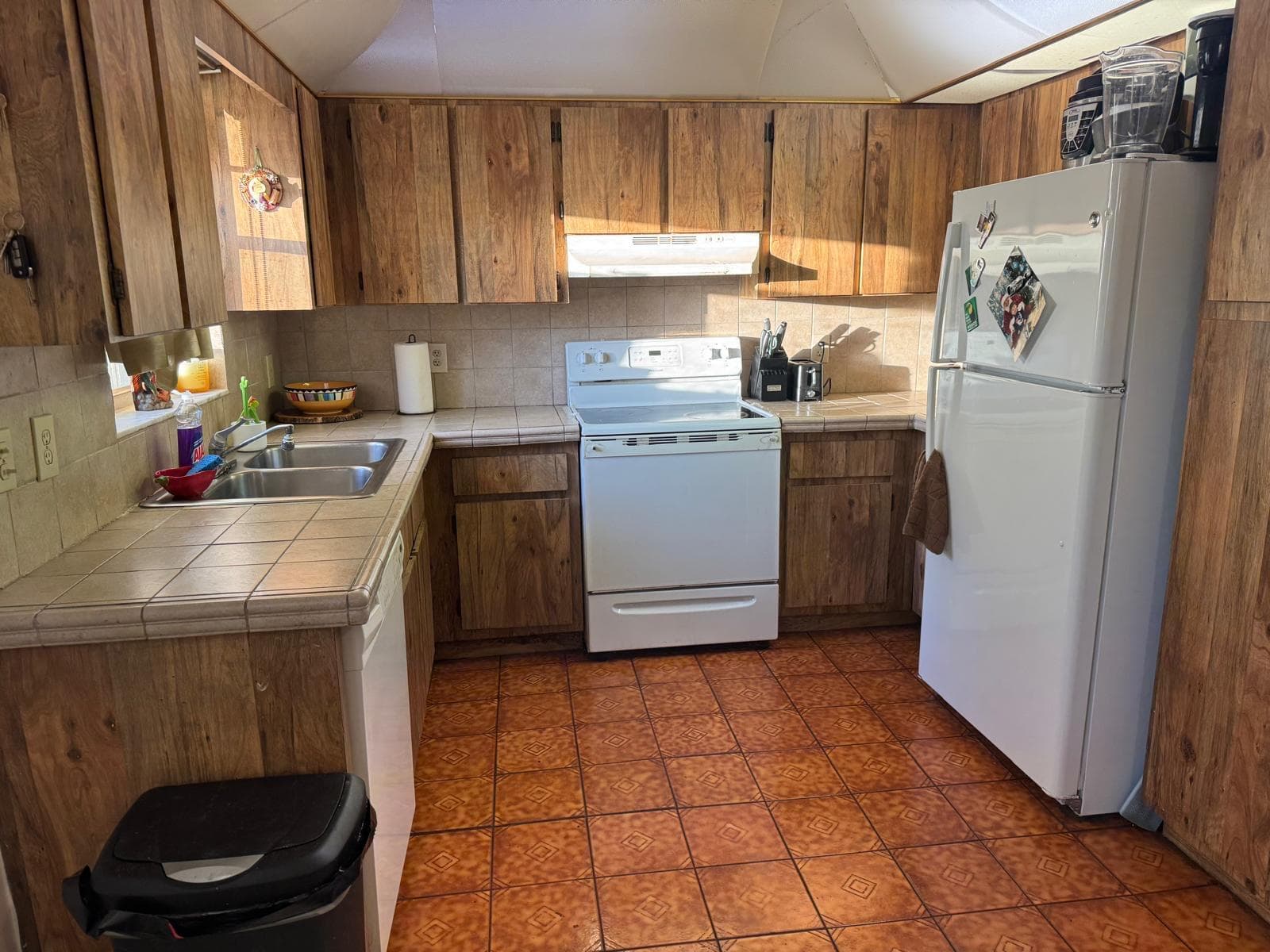 2419-2421 Johnson Street 2419, 2421, Hollywood, FL 33020 — photo 10 of 14