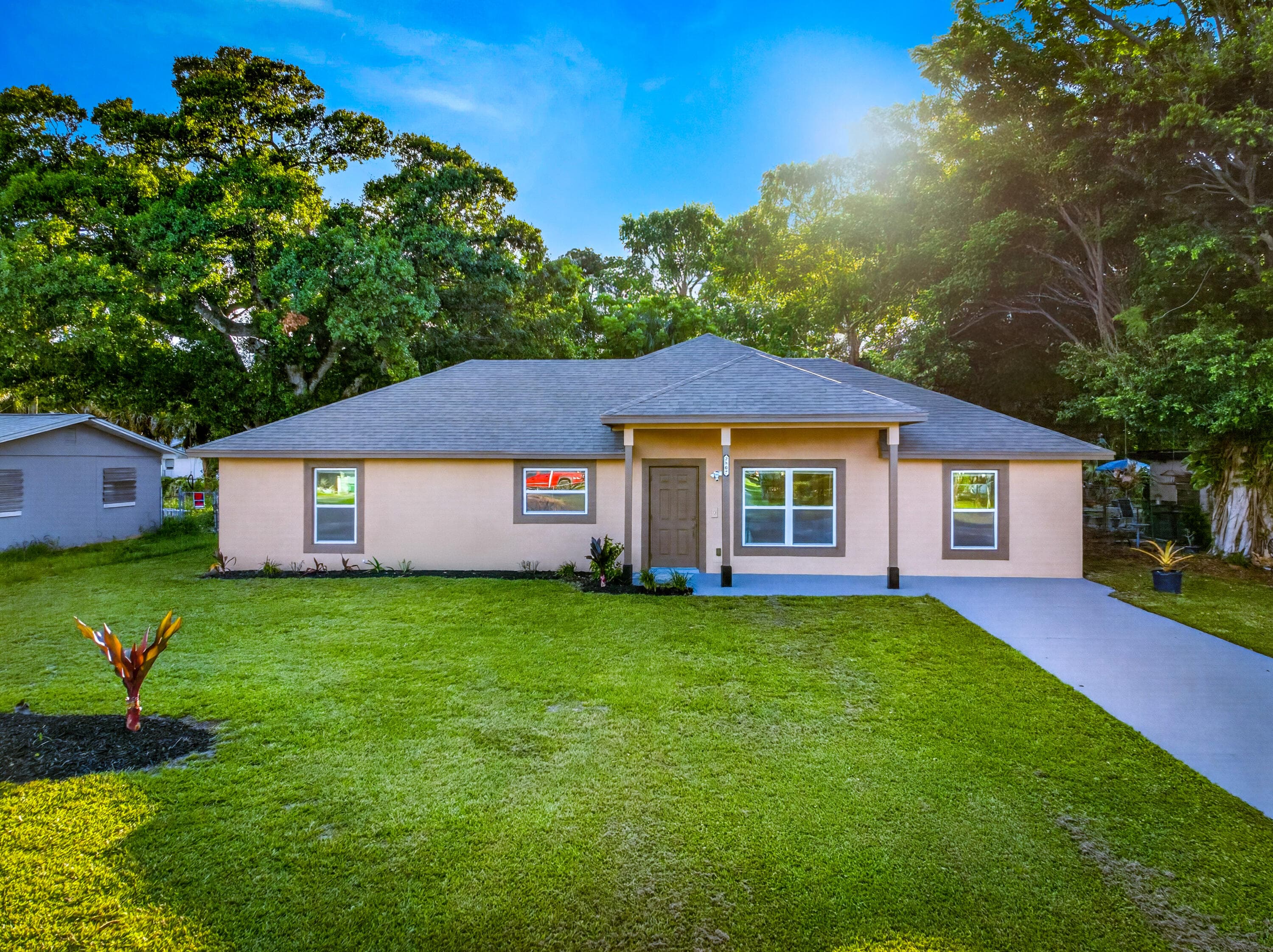2807 Placid Avenue, Fort Pierce, FL 34982 — photo 1 of 33