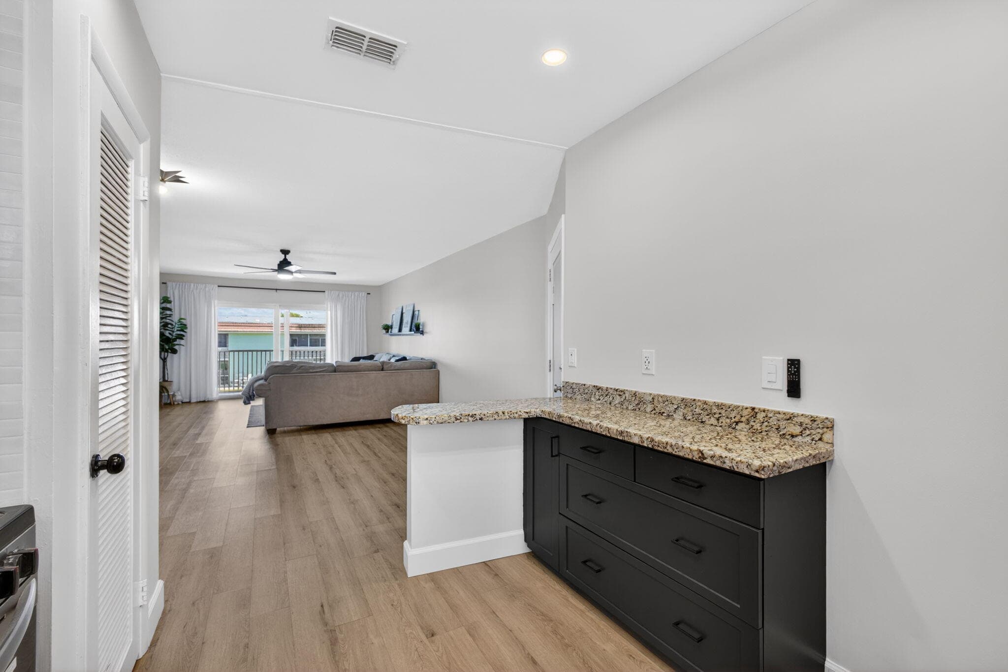 110 Wettaw Lane 202, North Palm Beach, FL 33408 — photo 14 of 34