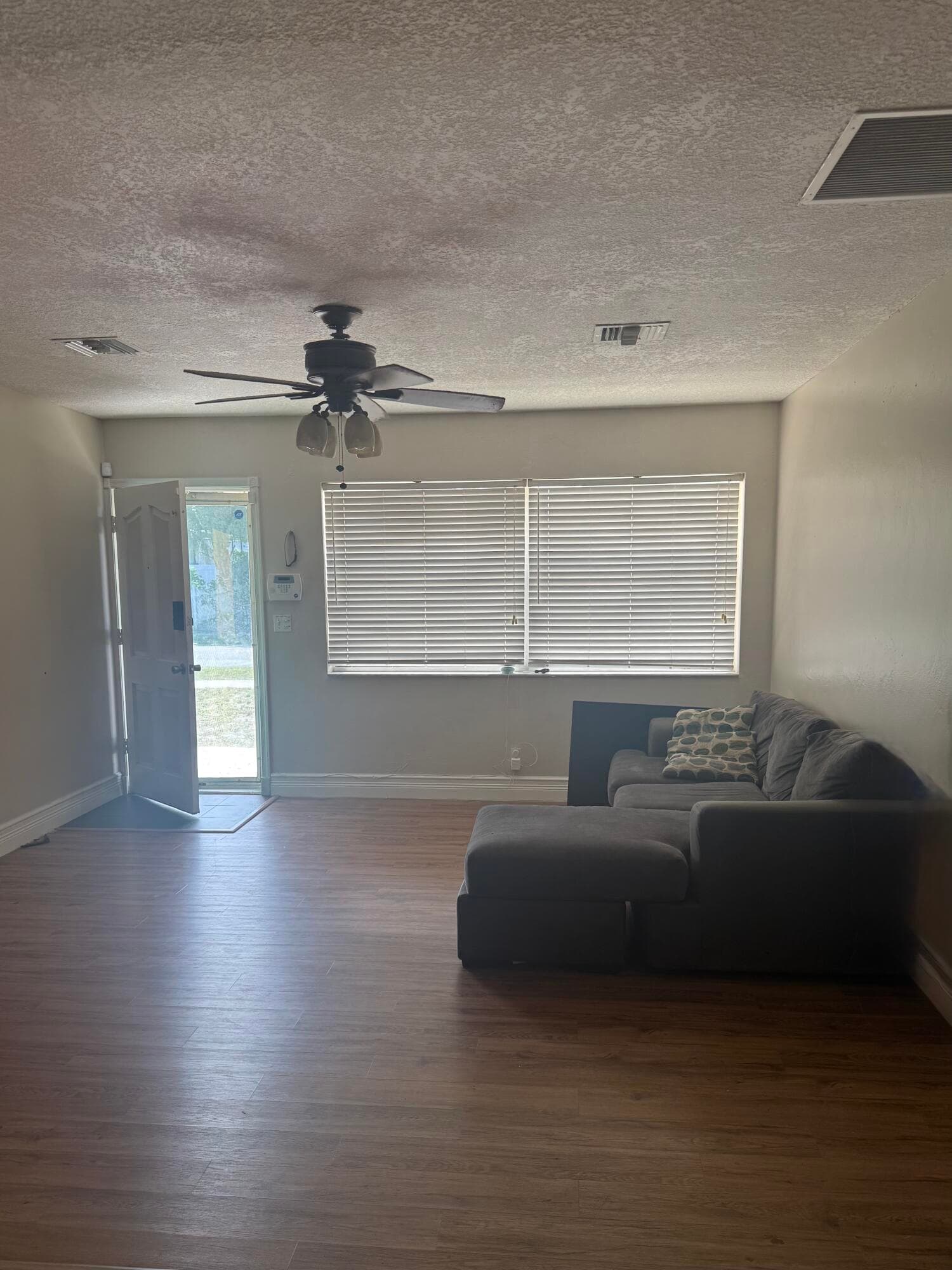 4440 NE 4th Avenue, Deerfield Beach, FL 33064 — photo 2 of 18