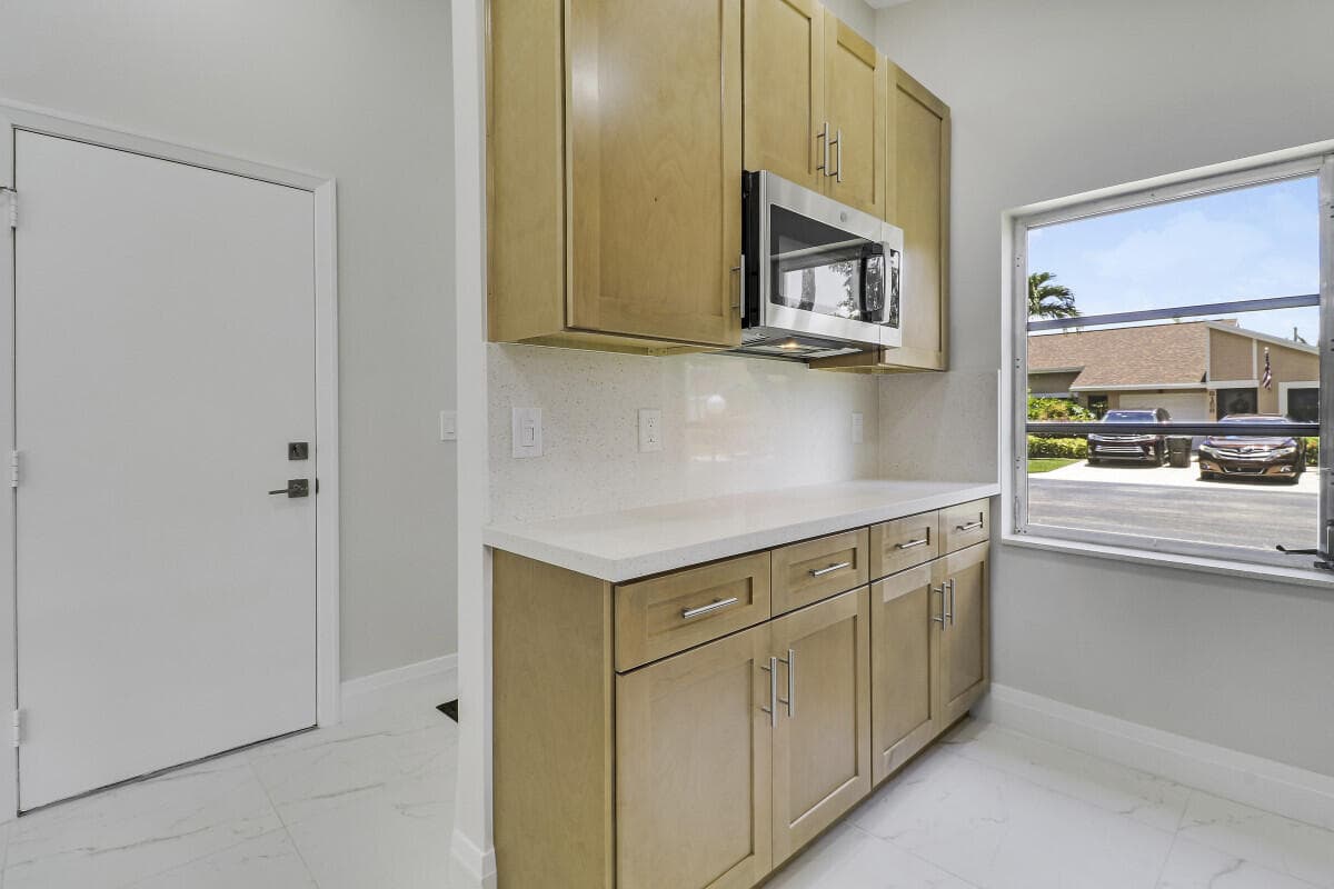 8157 Springtree Road, Boca Raton, FL 33496 — photo 7 of 24