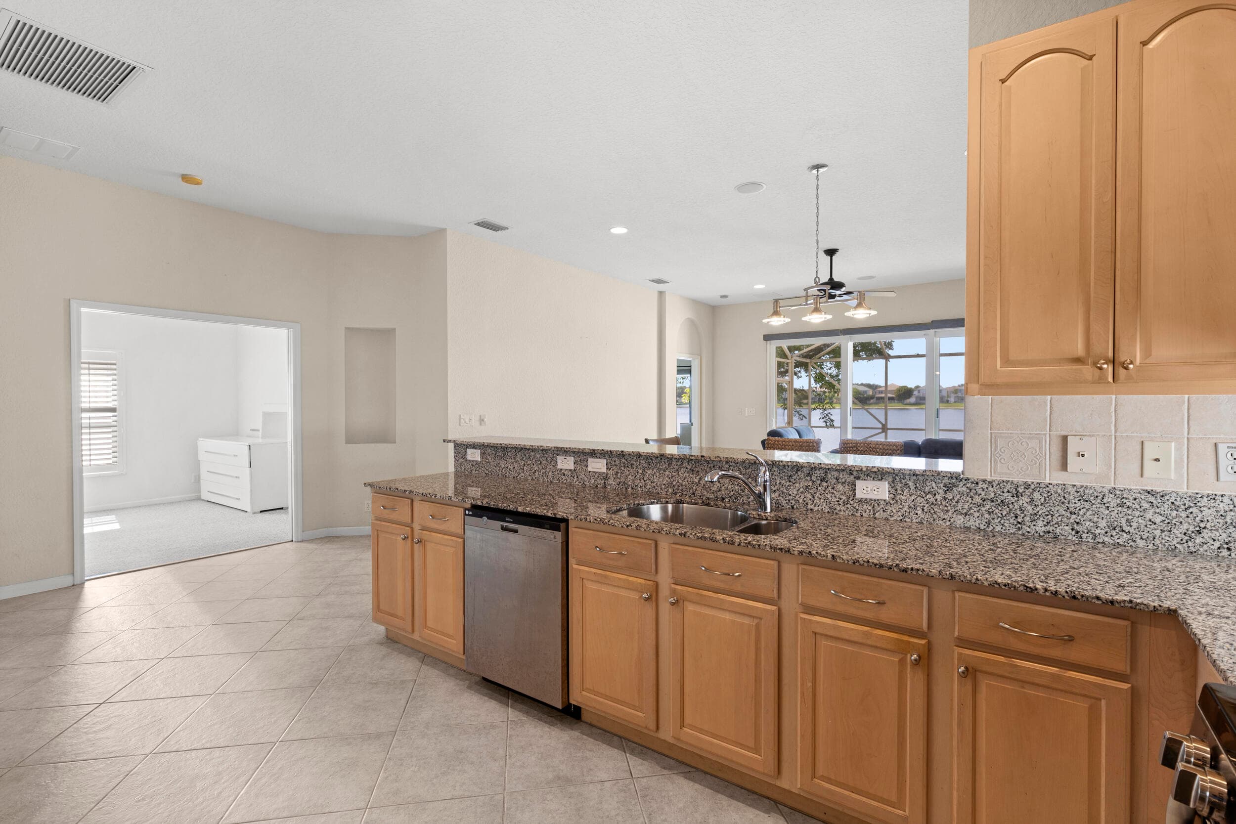 154 Berenger Walk, Royal Palm Beach, FL 33414 — photo 8 of 55