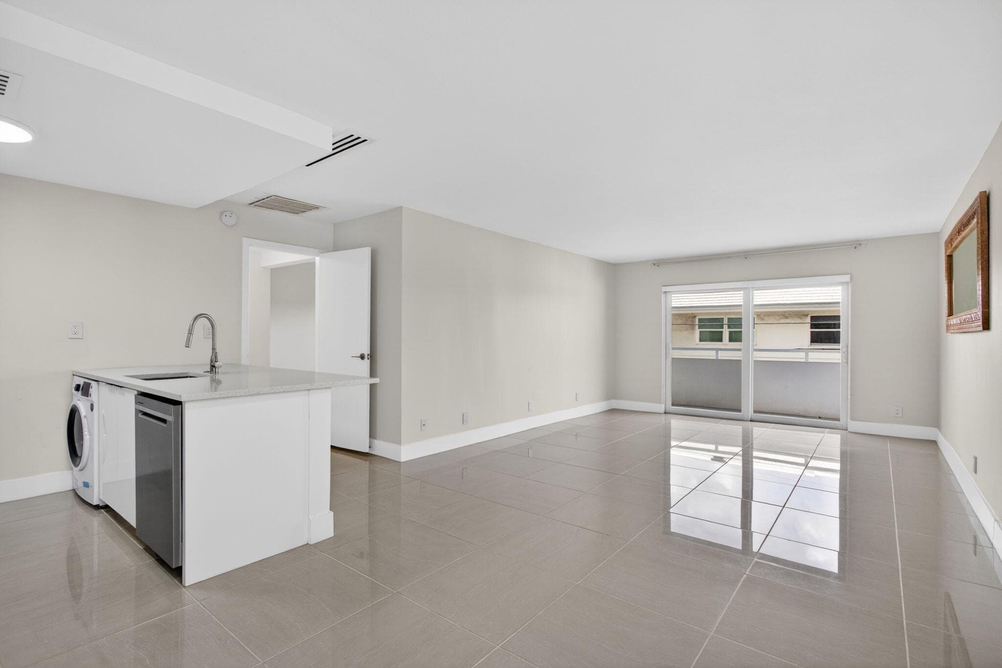 3212 NE 12th Street 204, Pompano Beach, FL 33062 — photo 7 of 27