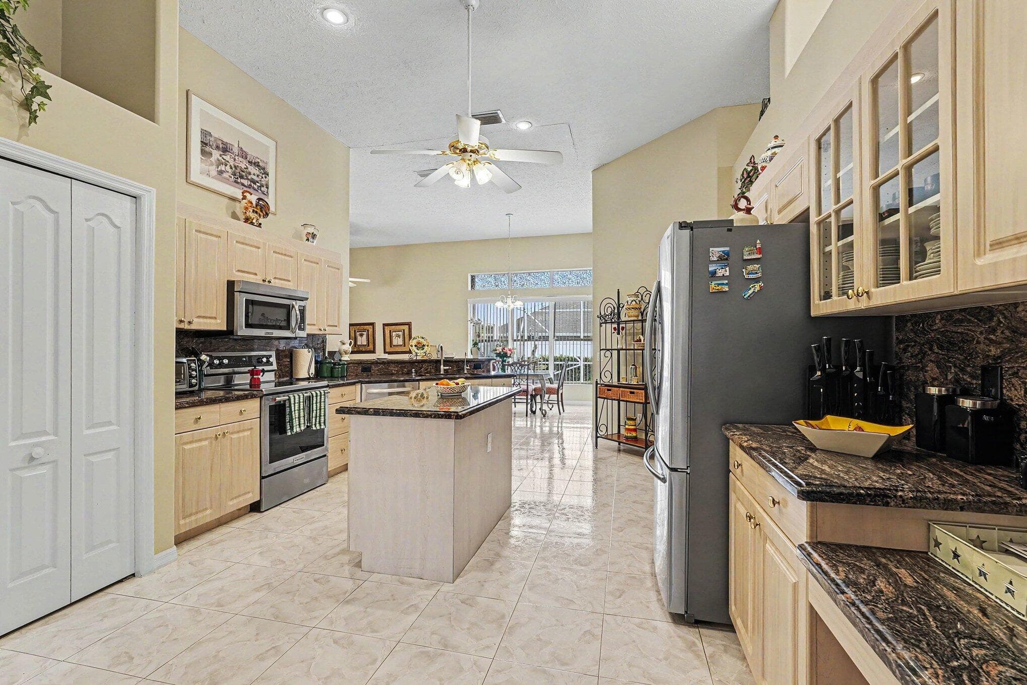 3306 SE Ford Lane SE, Port St. Lucie, FL 34984 — photo 17 of 36
