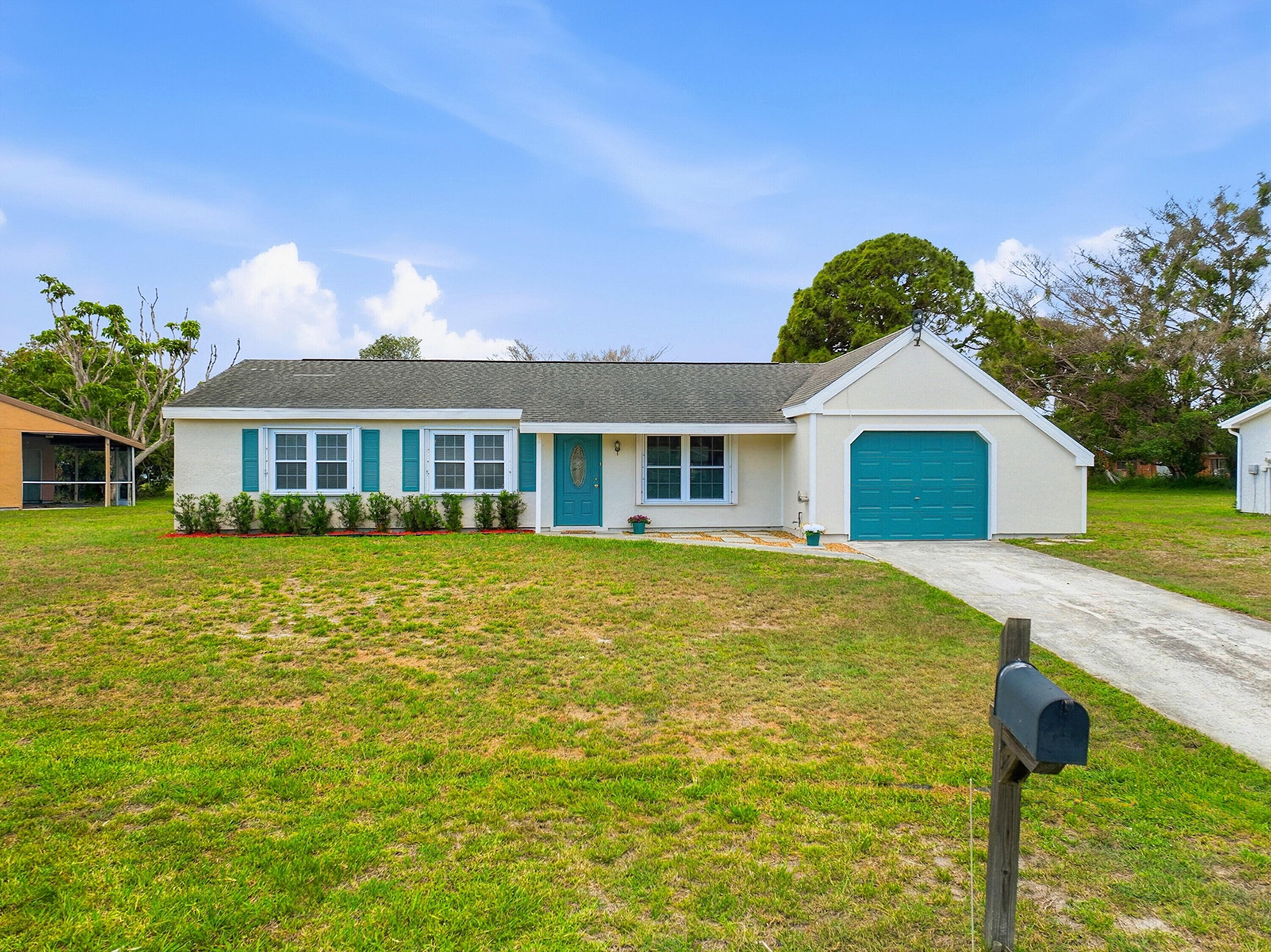 450 SW Kentwood Road, Port St. Lucie, FL 34953 — photo 37 of 49