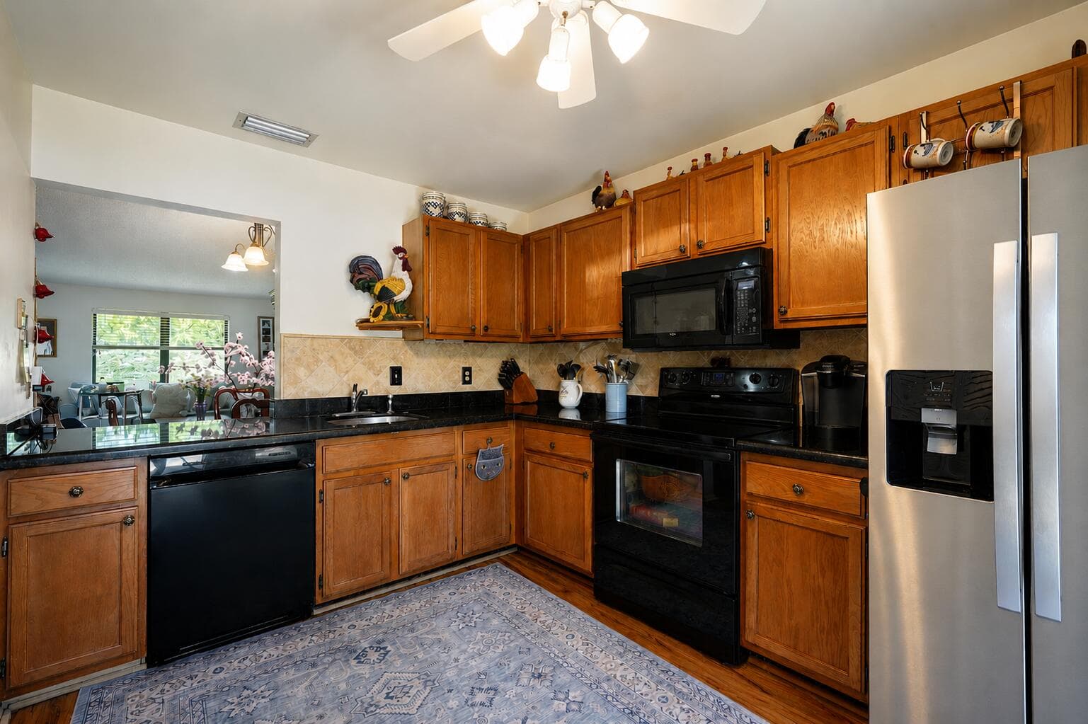 272 Beaver Dam Court, Royal Palm Beach, FL 33411 — photo 9 of 31