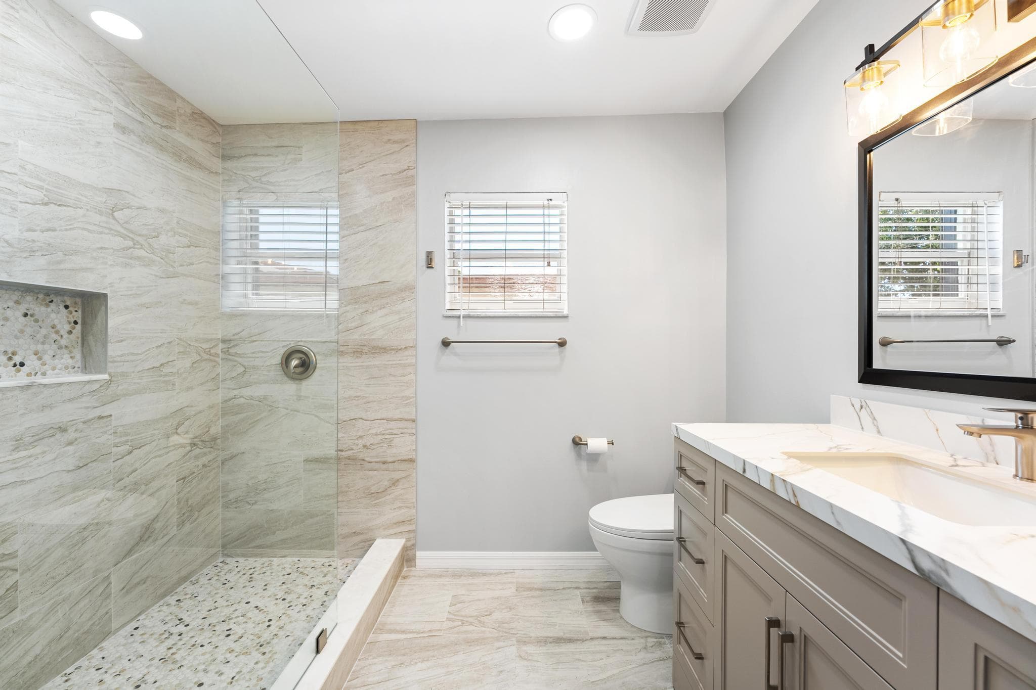 2105 Wellington Road, West Palm Beach, FL 33409 — photo 25 of 45