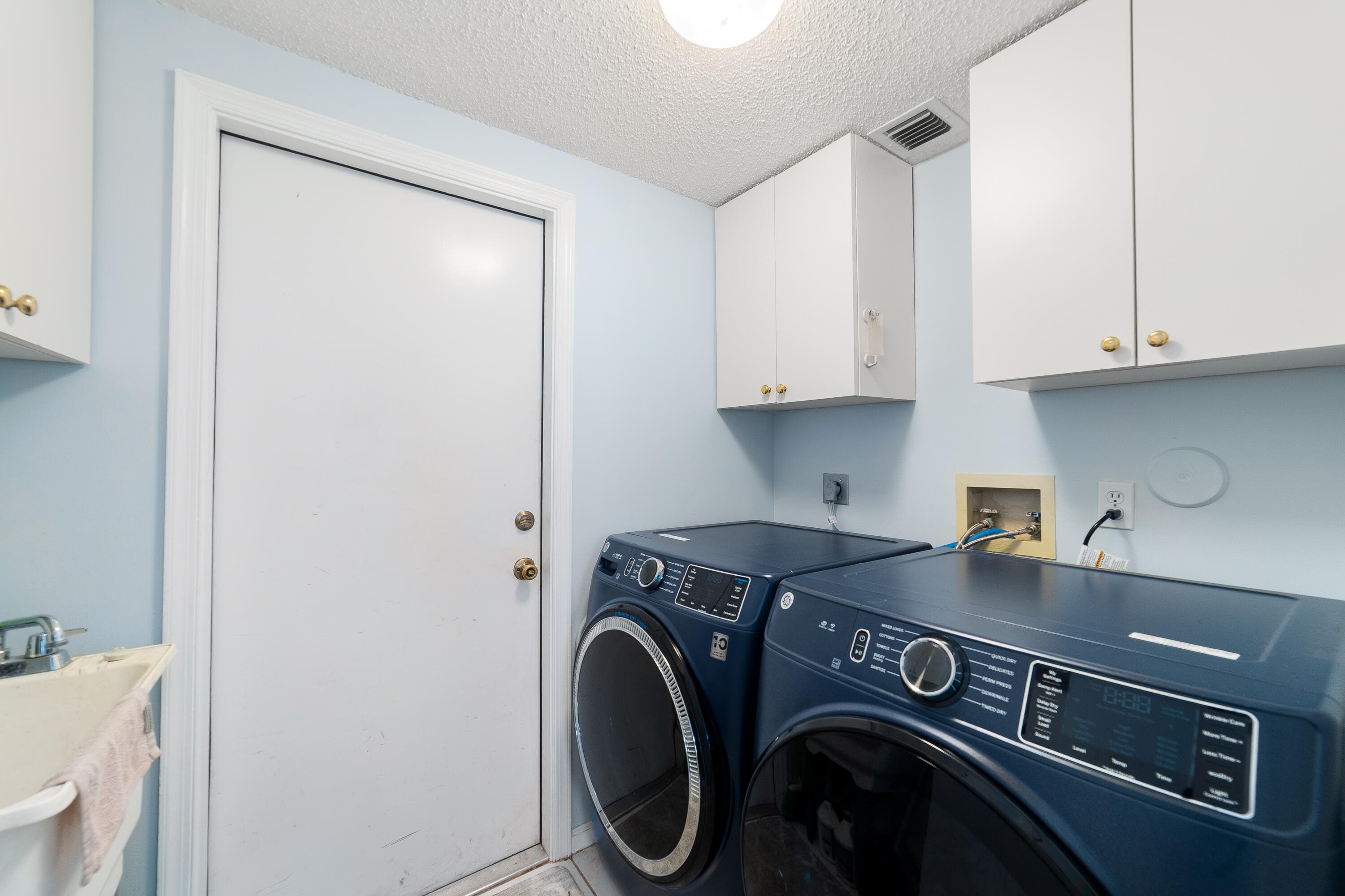 2211 Soundings Court, Greenacres, FL 33413 — photo 15 of 33