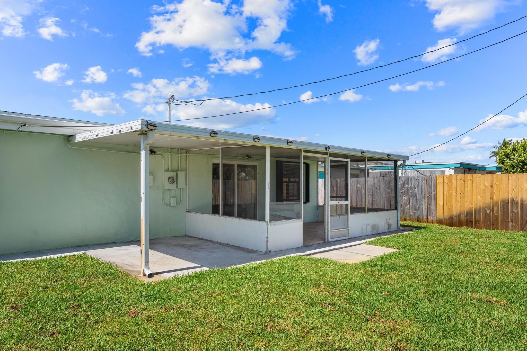 2105 Wellington Road, West Palm Beach, FL 33409 — photo 44 of 45
