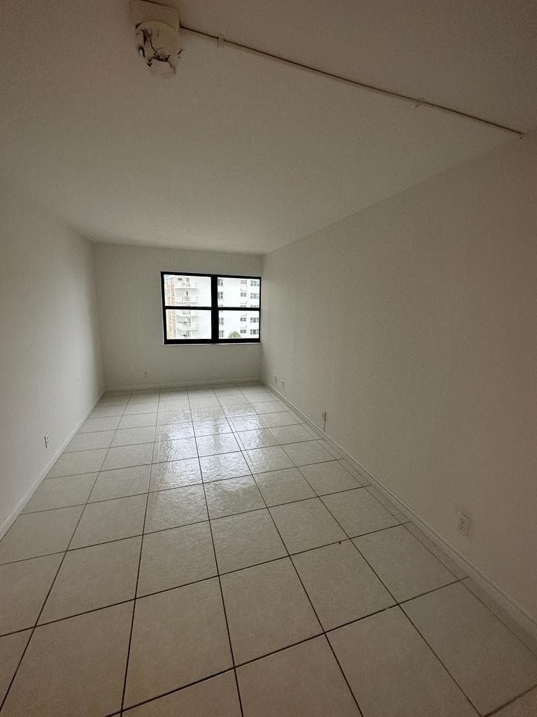 1800 S Ocean Boulevard 501, Lauderdale-By-The-Sea, FL 33062 — photo 16 of 22