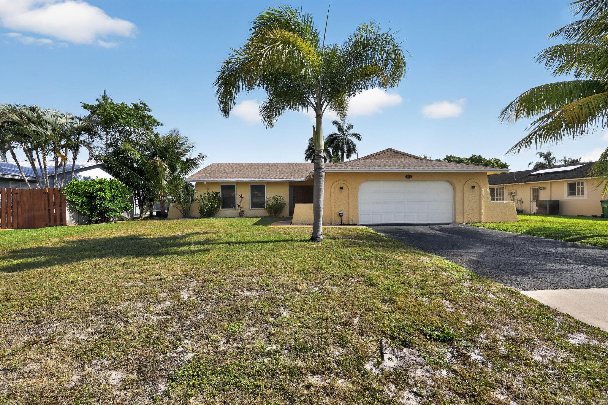 159 SE 26th Avenue, Boynton Beach, FL 33435 — photo 5 of 32