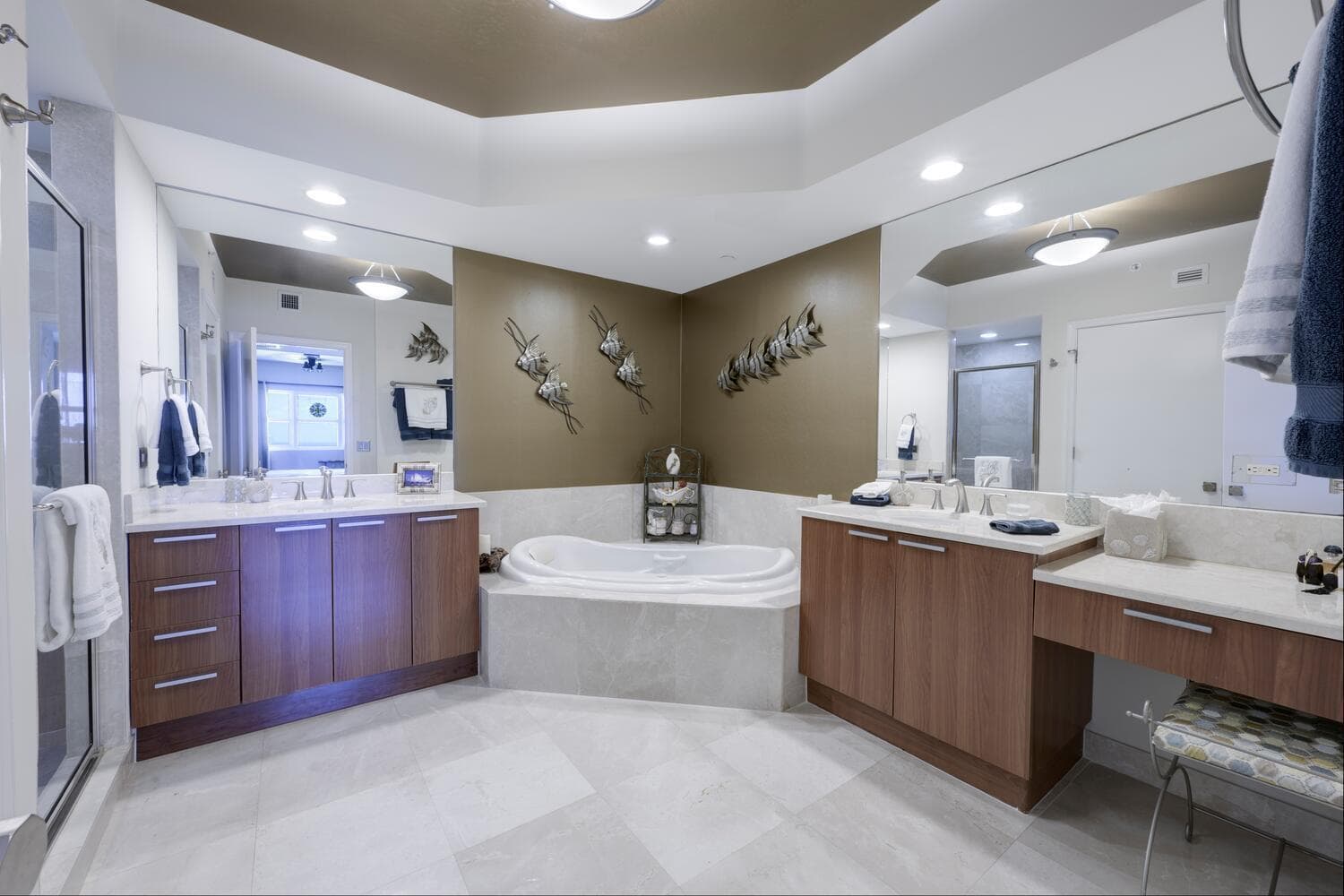 2650 Lake Shore Drive 1602, Riviera Beach, FL 33404 — photo 14 of 37