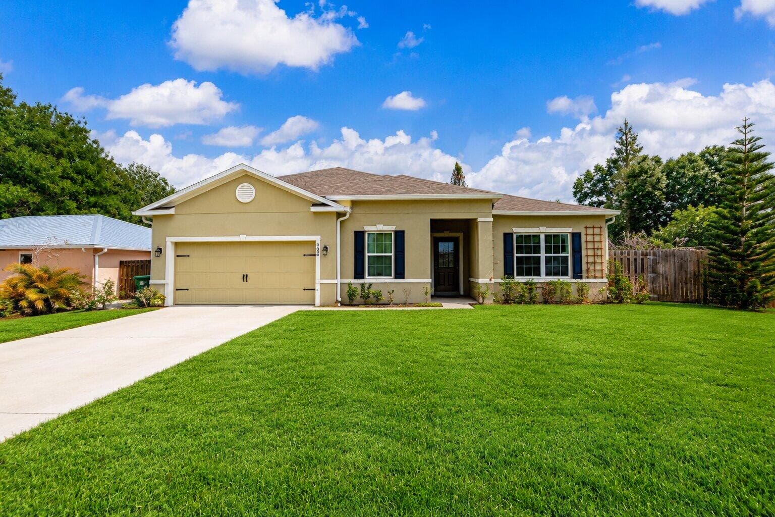 956 Claire Avenue, Sebastian, FL 32958 — photo 1 of 36
