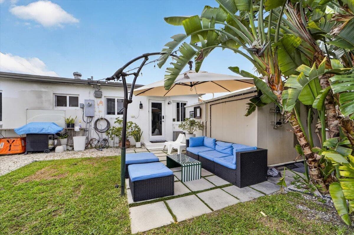 995 NE 156th Terrace, North Miami Beach, FL 33162 — photo 30 of 36