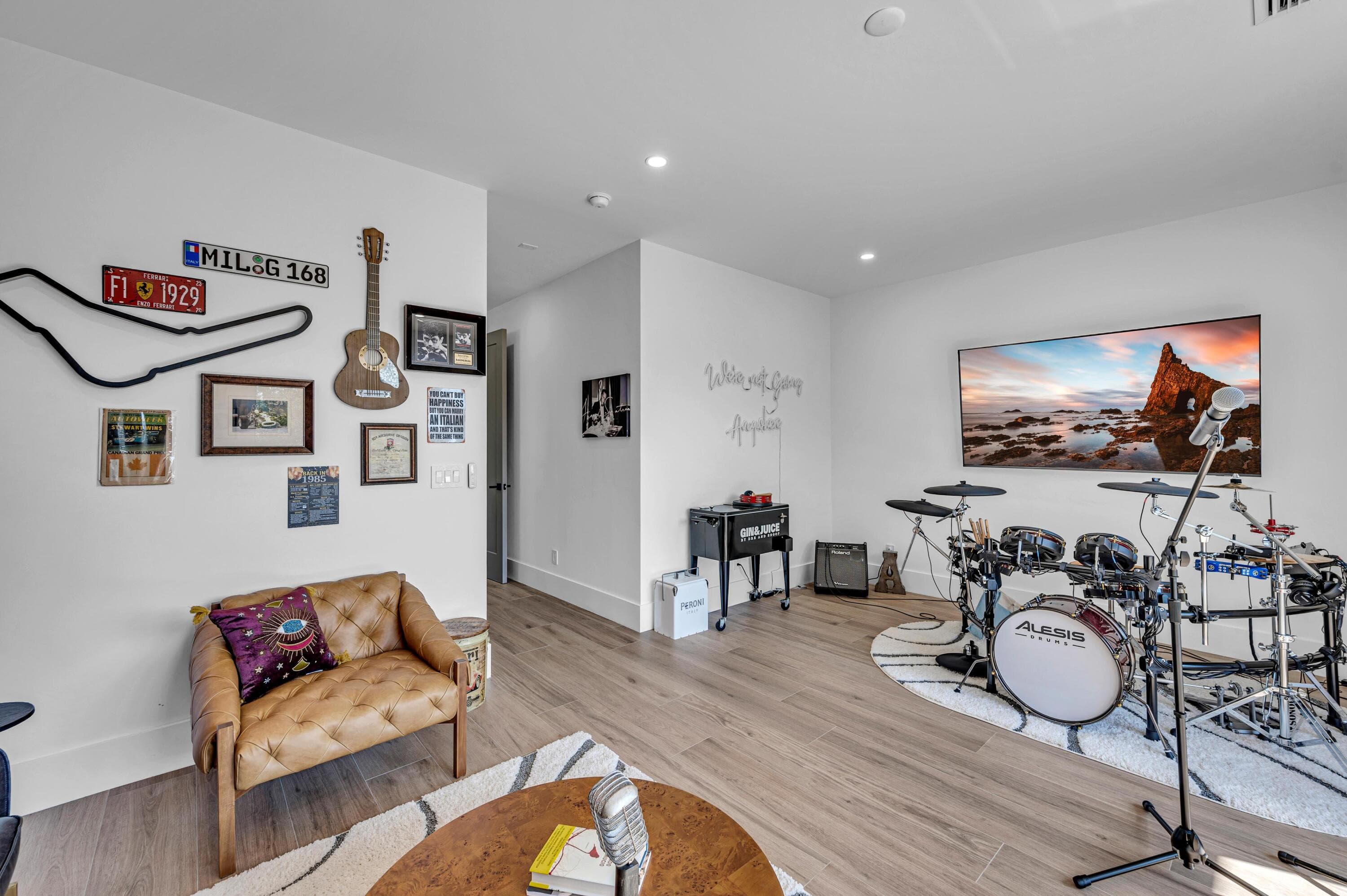 618 NE 15th Avenue, Fort Lauderdale, FL 33304 — photo 35 of 56