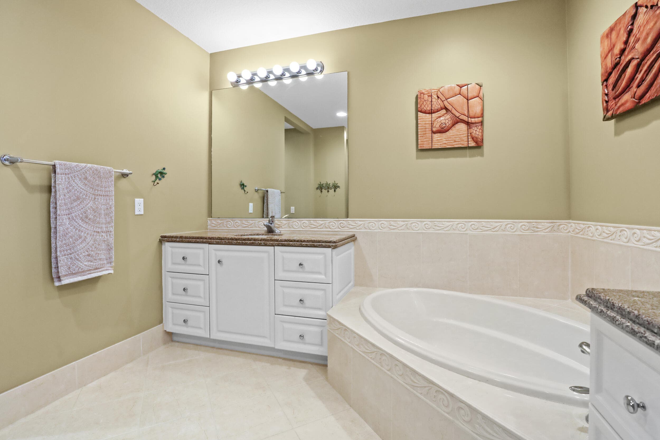 26 Harbour Isle Drive W Ph06, Fort Pierce, FL 34949 — photo 21 of 47