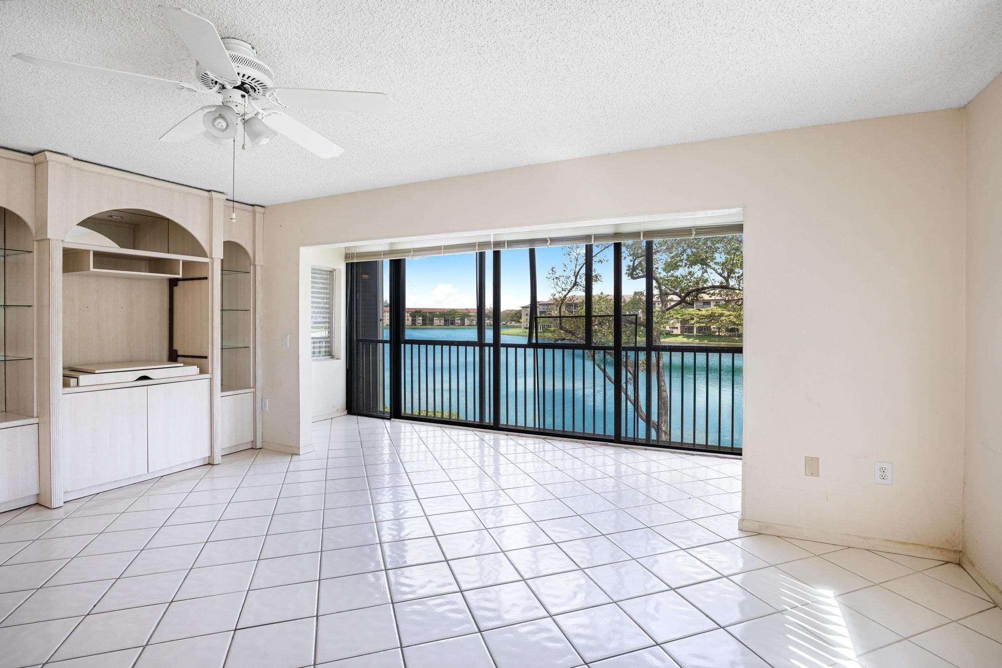 13701 SW 12th Street 215a, Pembroke Pines, FL 33027 — photo 13 of 43
