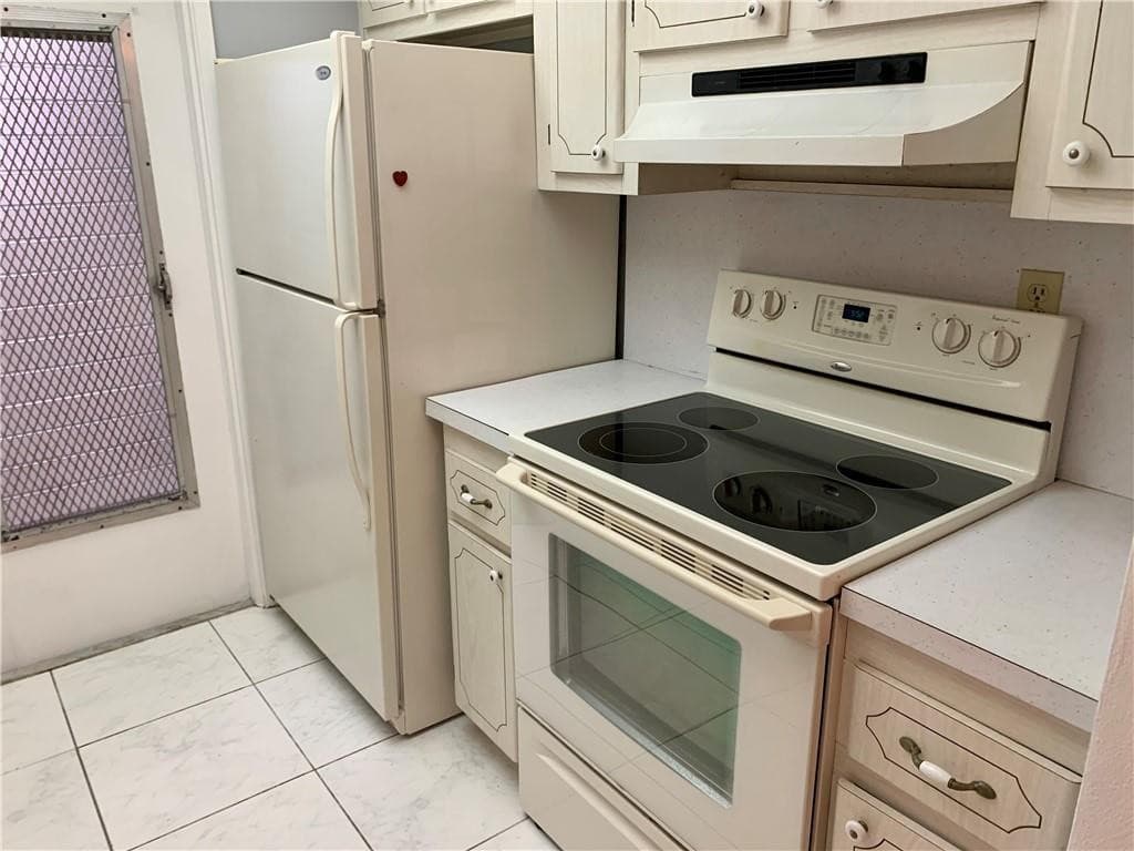 934 SE 9th Avenue 1, Pompano Beach, FL 33060 — photo 10 of 20