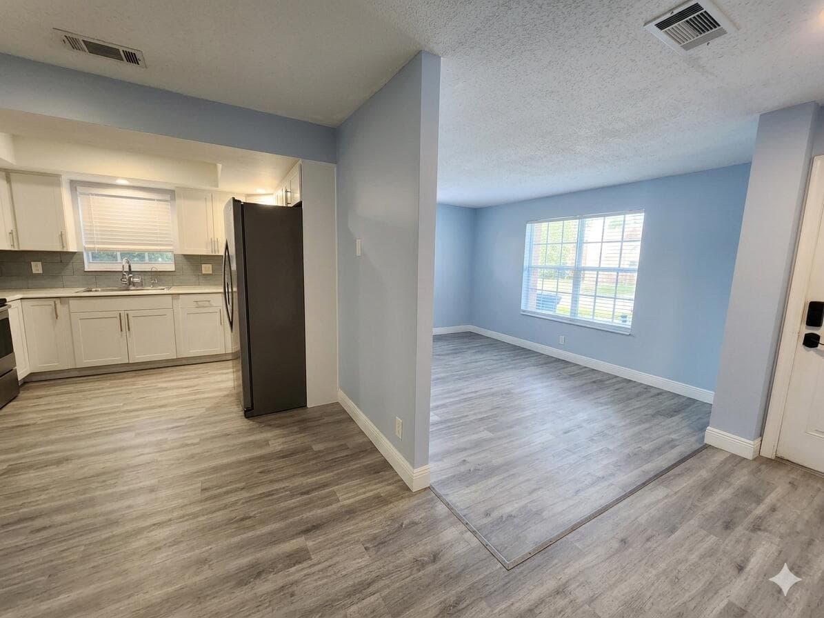 7931 SW 7th Place, North Lauderdale, FL 33068 — photo 3 of 11