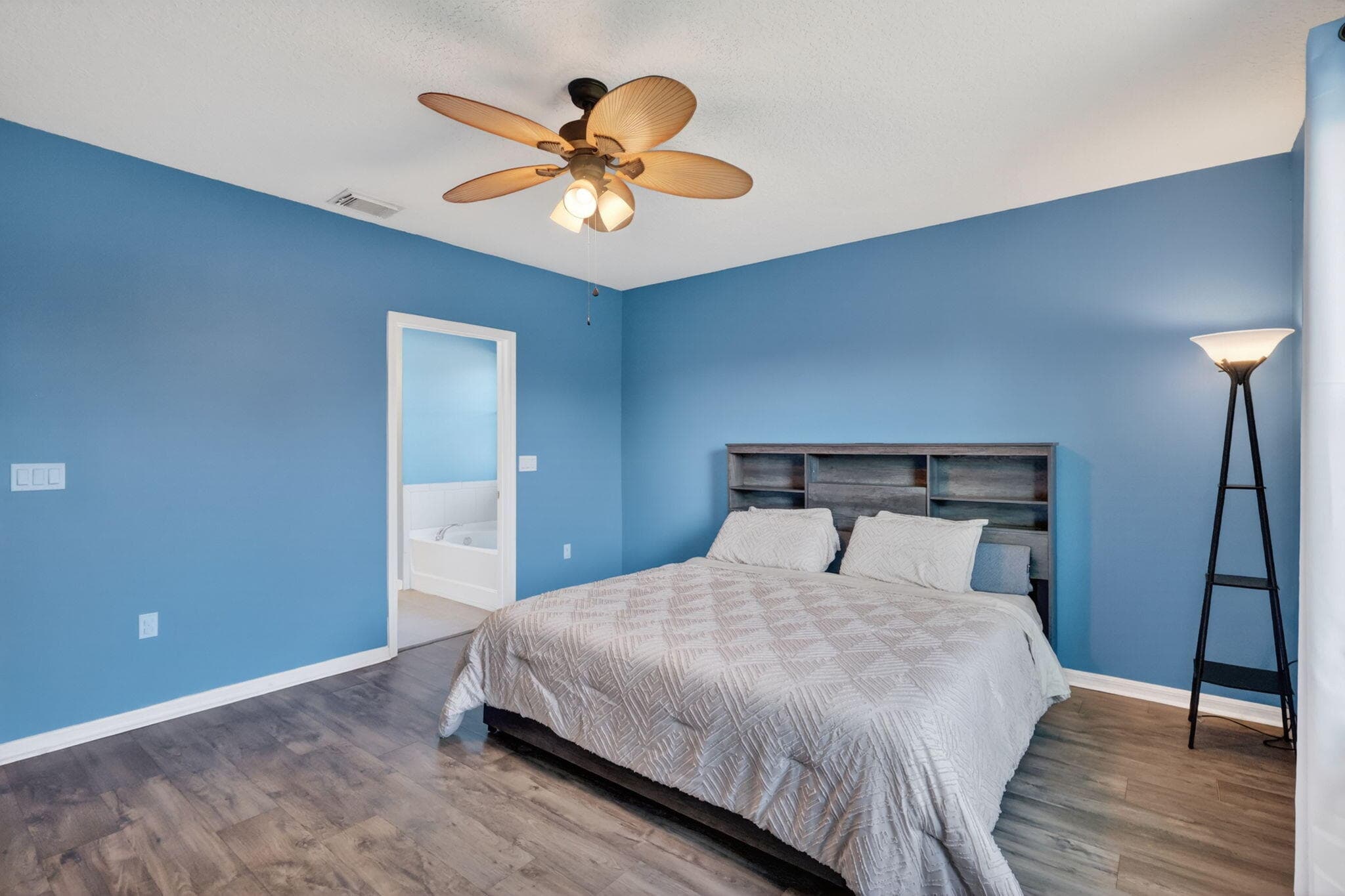 770 SW Saragossa Avenue, Port St. Lucie, FL 34953 — photo 17 of 43