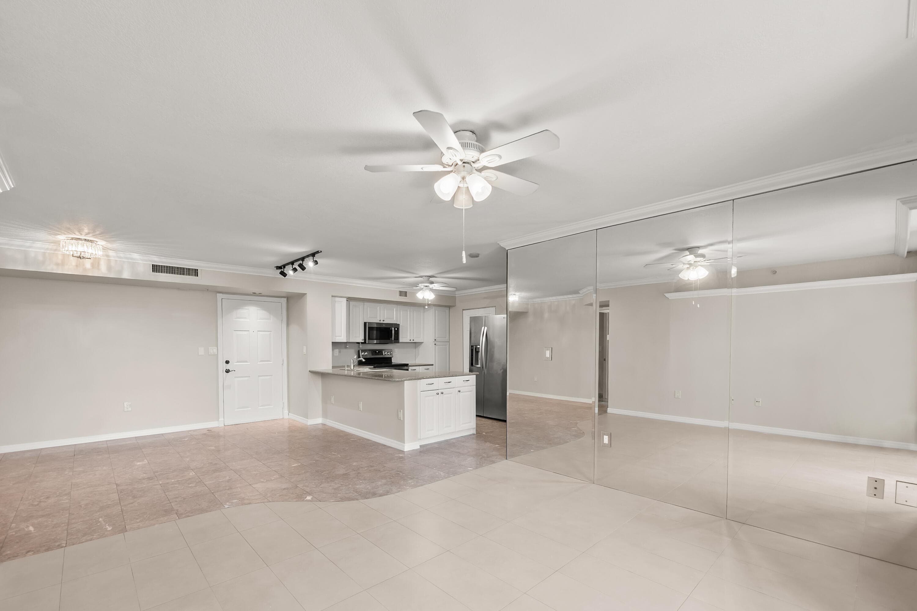 1200 Scotia Drive 403, Hypoluxo, FL 33462 — photo 10 of 35