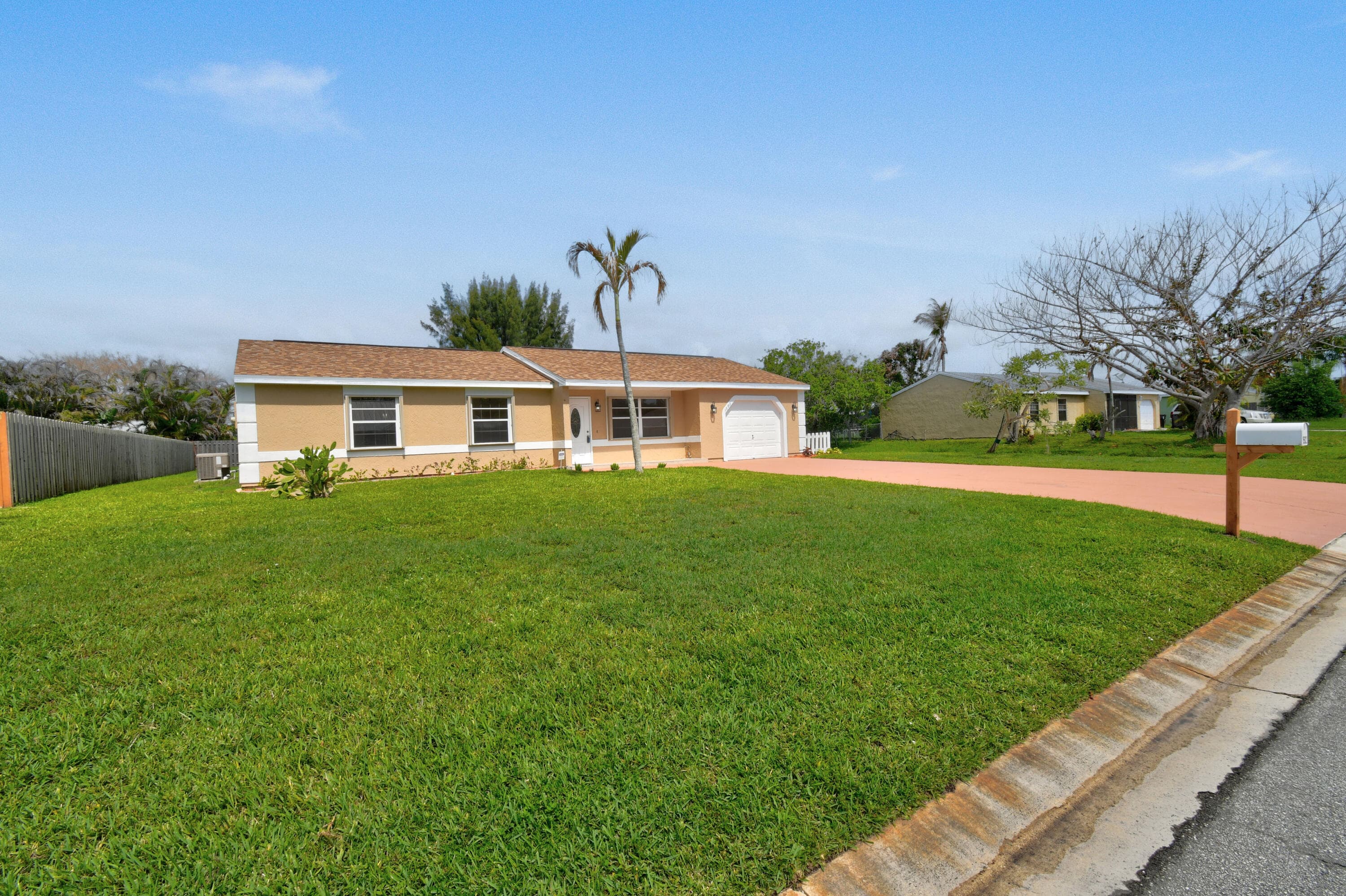 1502 SE Belcrest Street, Port St. Lucie, FL 34952 — photo 3 of 47