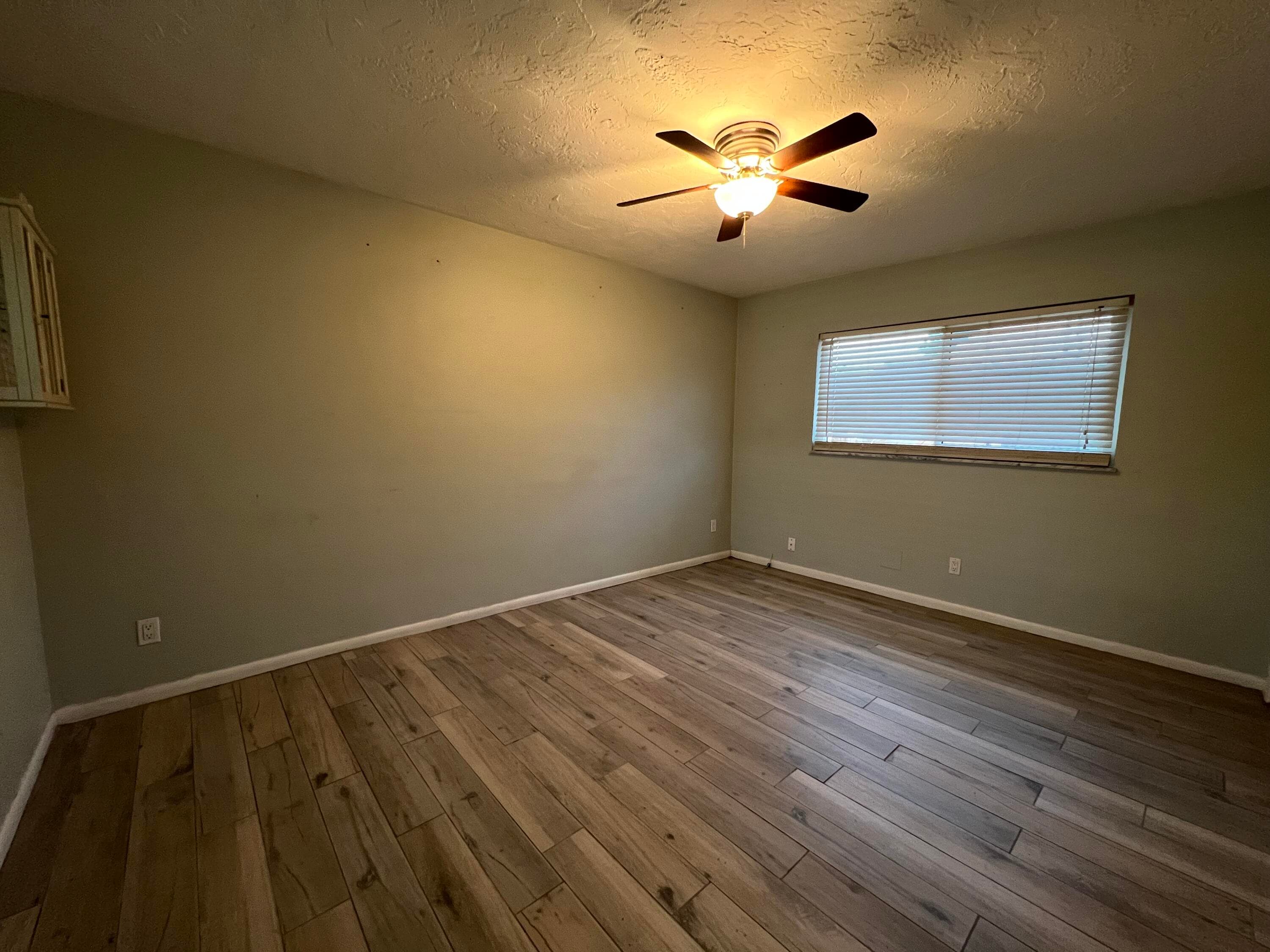 1927 Cypress Avenue, Fort Pierce, FL 34949 — photo 13 of 17