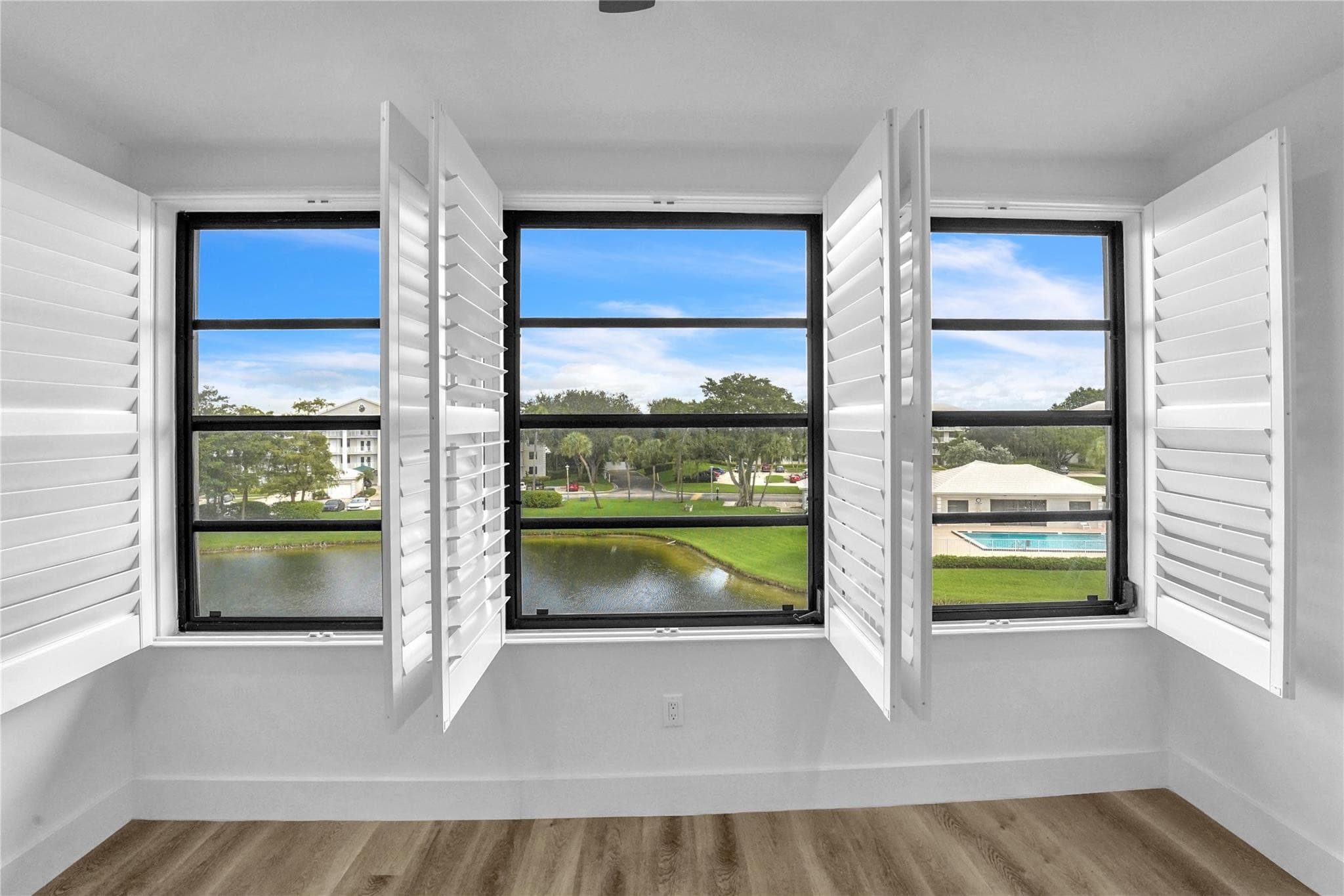 6037 Balboa Circle 401, Boca Raton, FL 33433 — photo 4 of 22