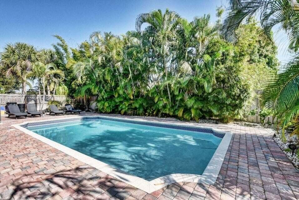 4140 Woods End Road, Boca Raton, FL 33487 — photo 3 of 14