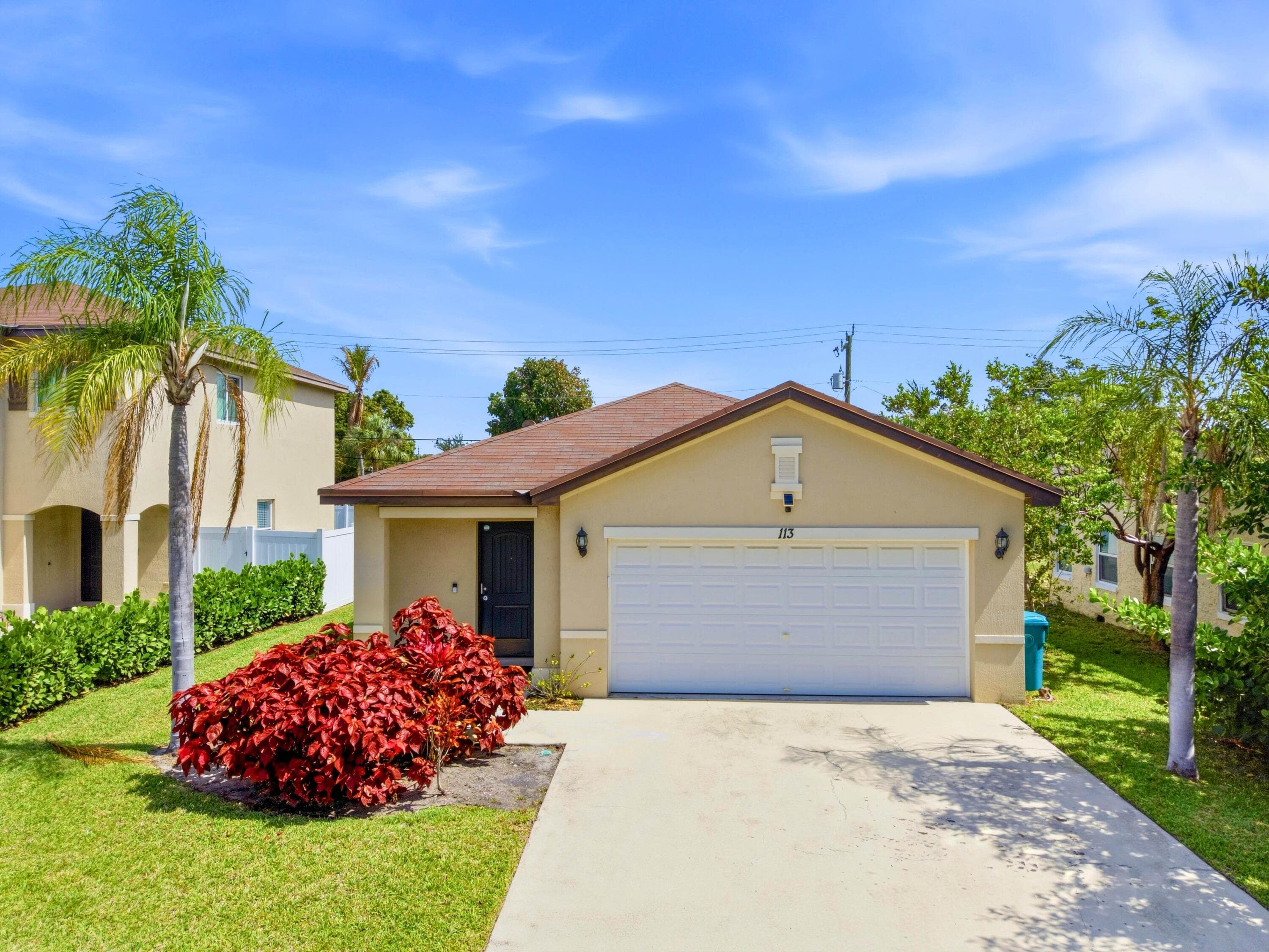 113 SE 3rd Avenue, Boynton Beach, FL 33435 — photo 1 of 27