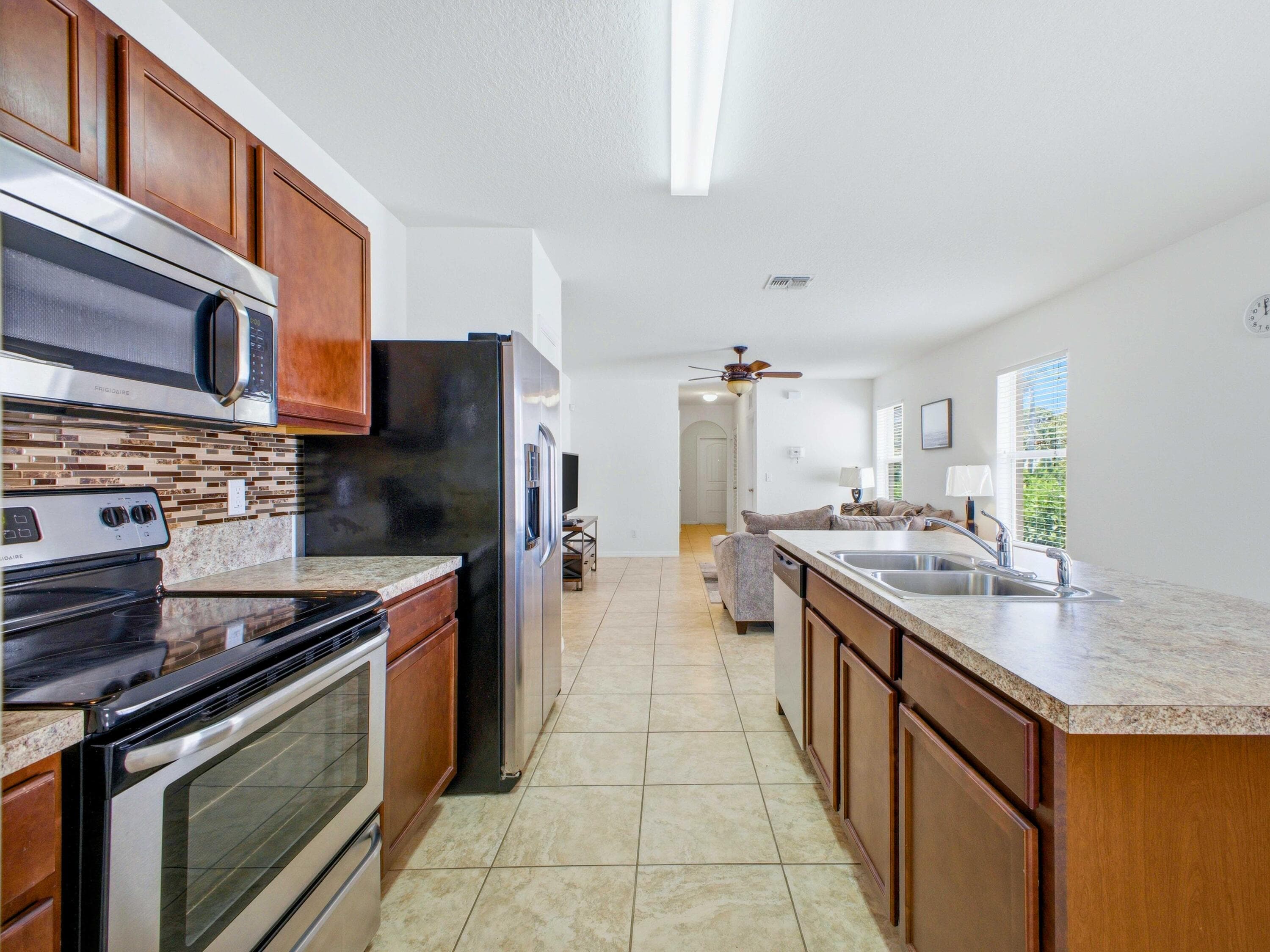 113 SE 3rd Avenue, Boynton Beach, FL 33435 — photo 15 of 27