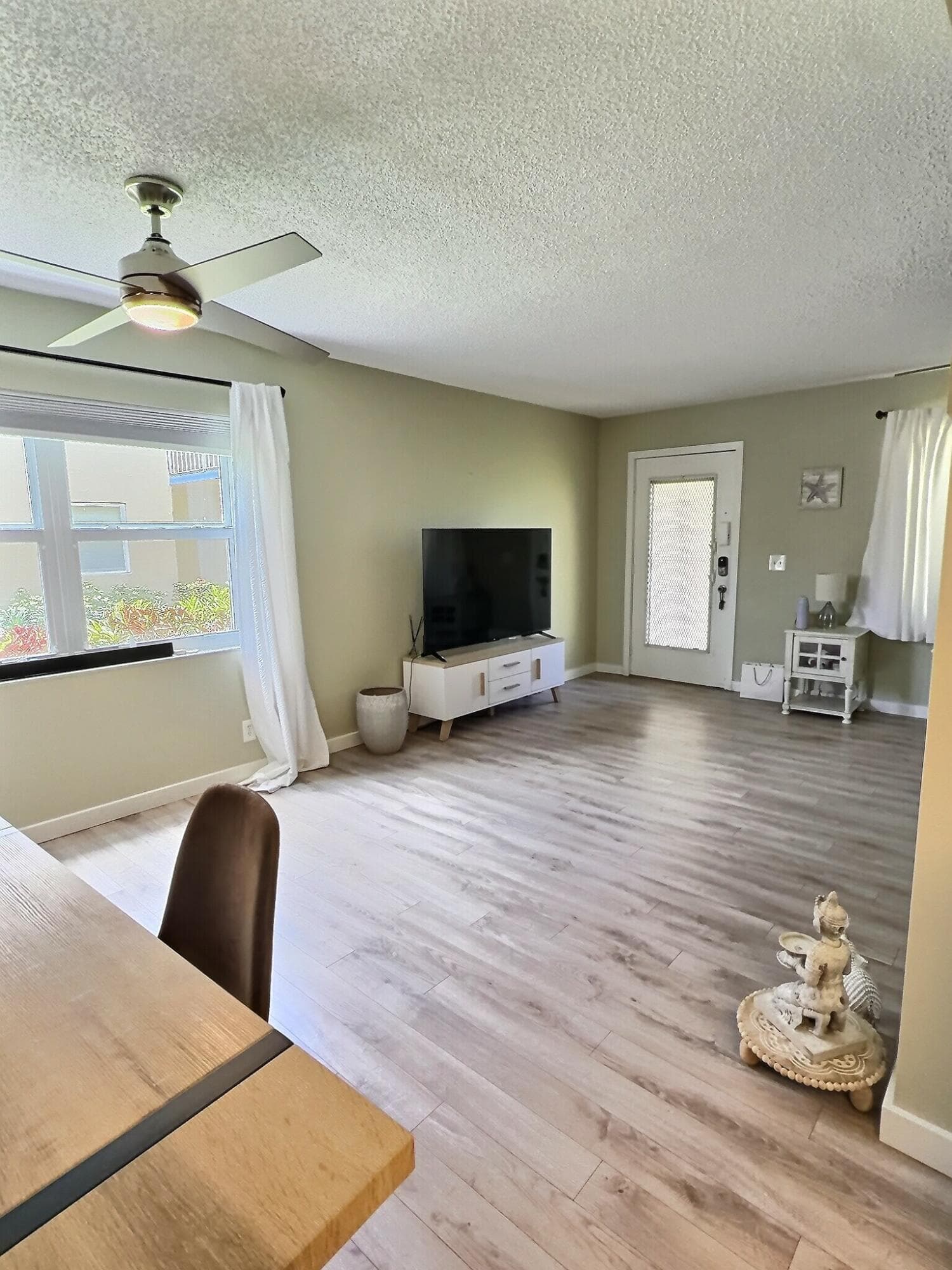 199 Burgundy E, Delray Beach, FL 33484 — photo 6 of 25