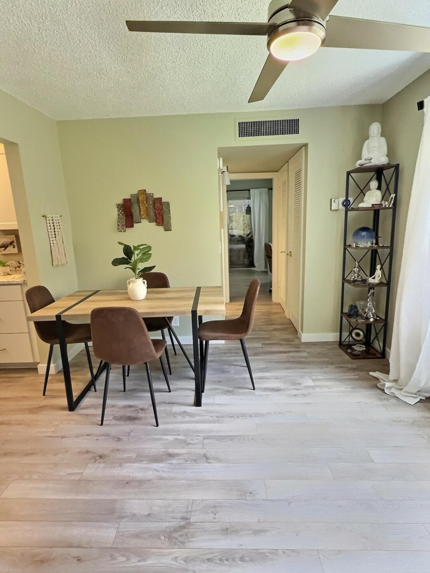 199 Burgundy E, Delray Beach, FL 33484 — photo 7 of 25